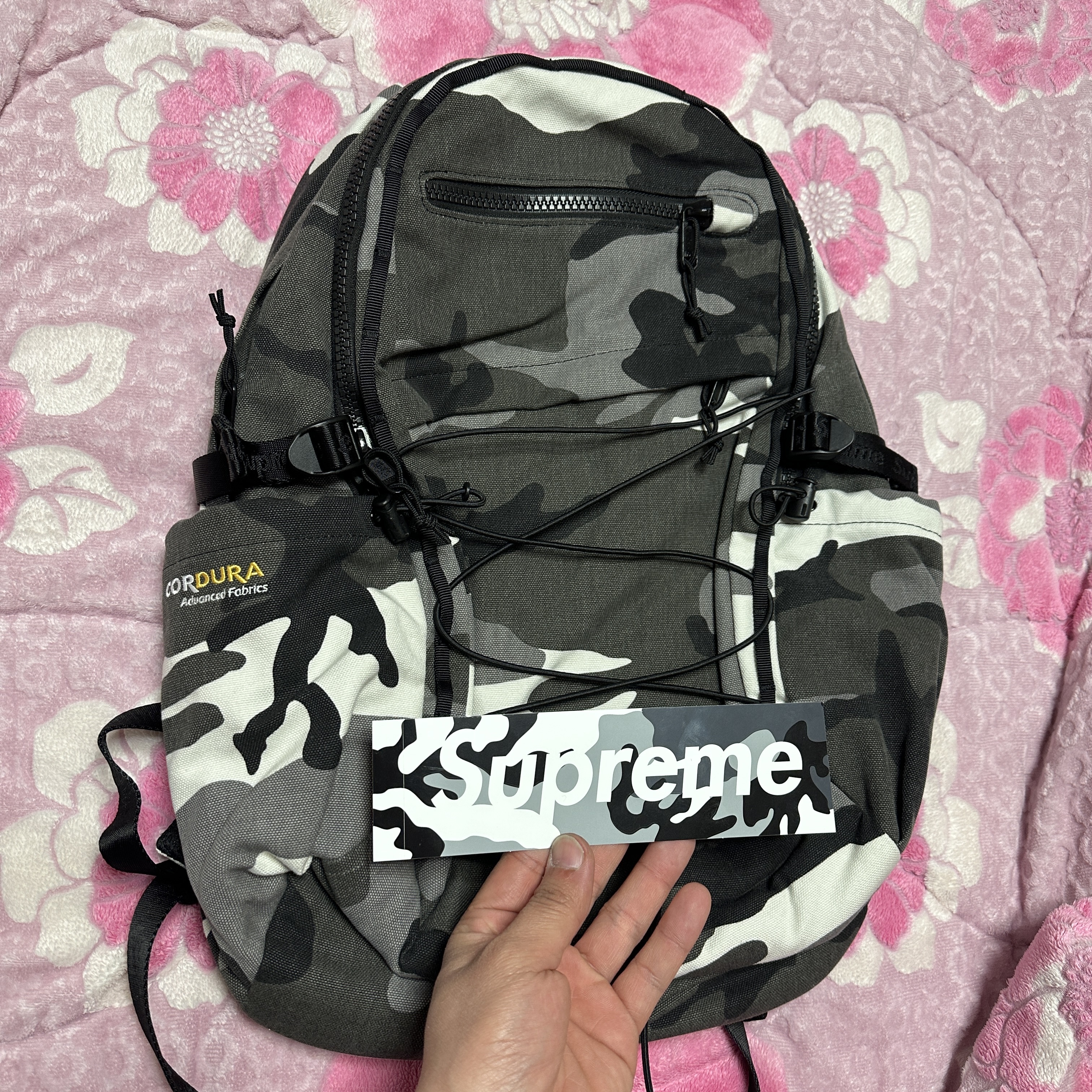 Supreme Backpack Snow Camo - 25SS 착용 스타일 - 3