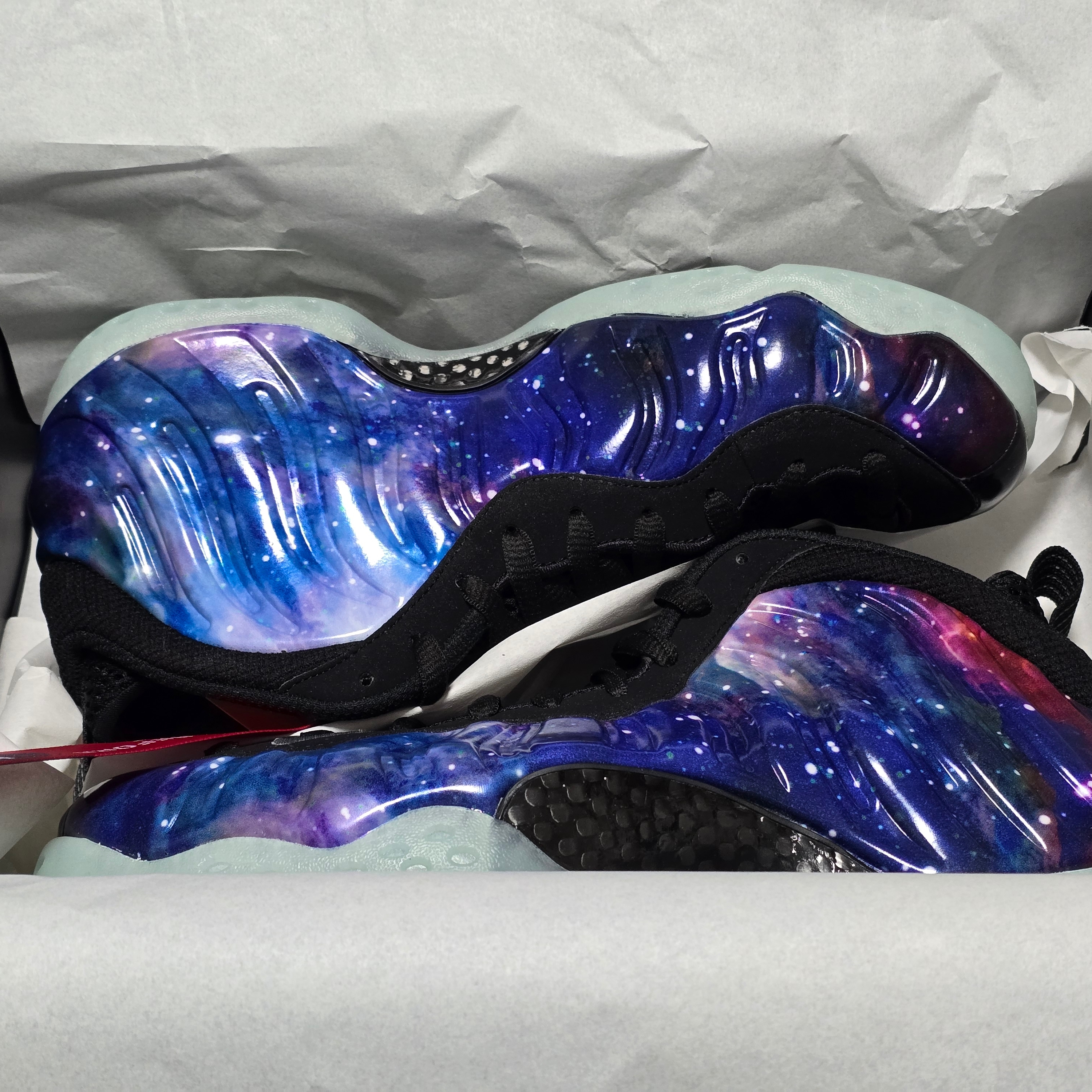 Nike Air Foamposite One Galaxy 착용 스타일