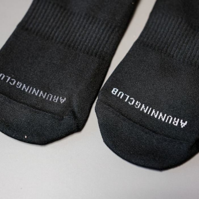 ARC Run Crew Socks Black 착용 스타일