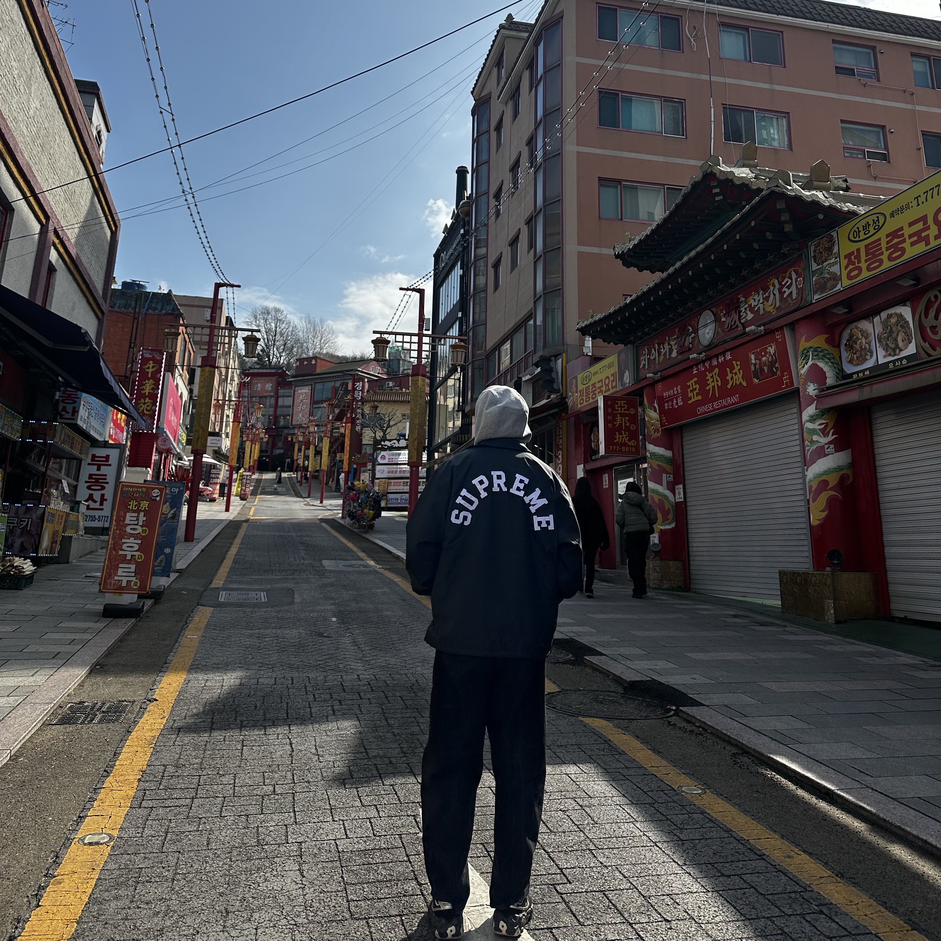 Supreme x Champion Coaches Jacket Black - 24SS, Nike x Drake Nocta Golf Cap Black 착용 스타일 - 4