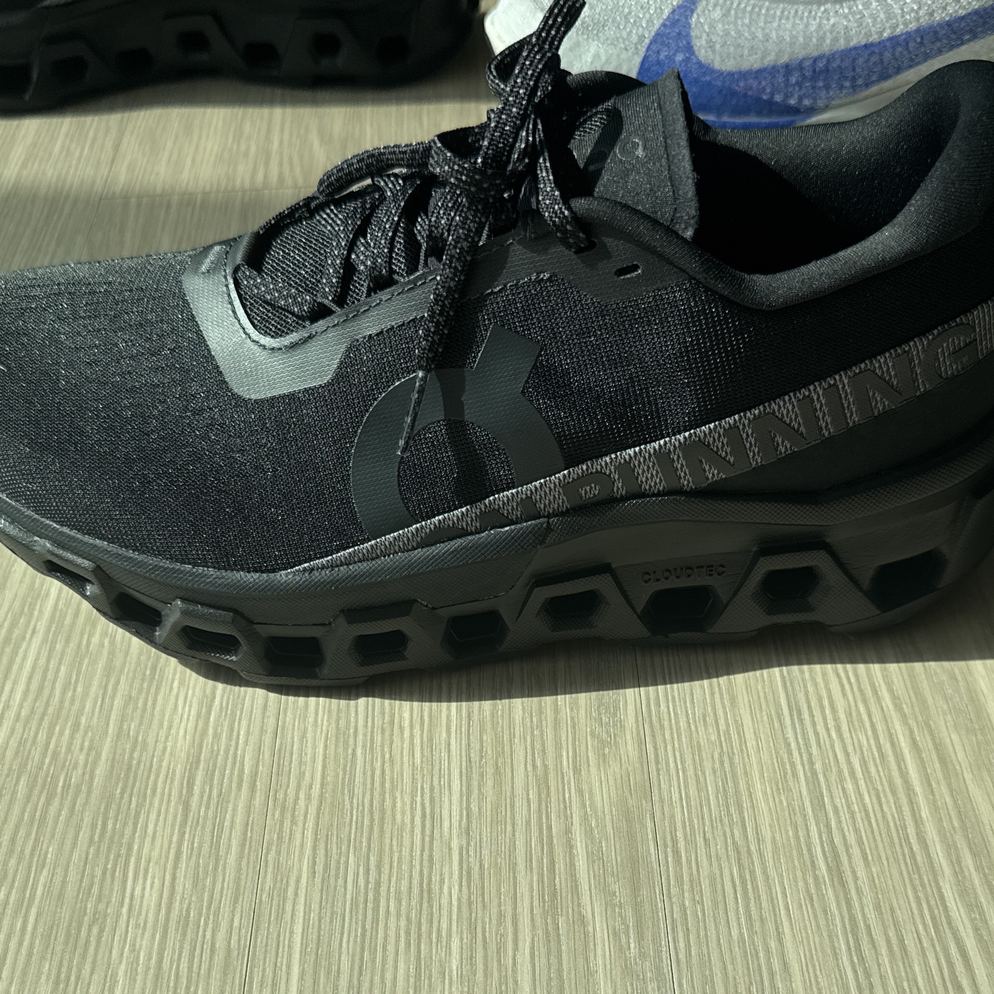On Running Cloudmonster 2 Black, On Running Cloudmonster All Black 착용 스타일