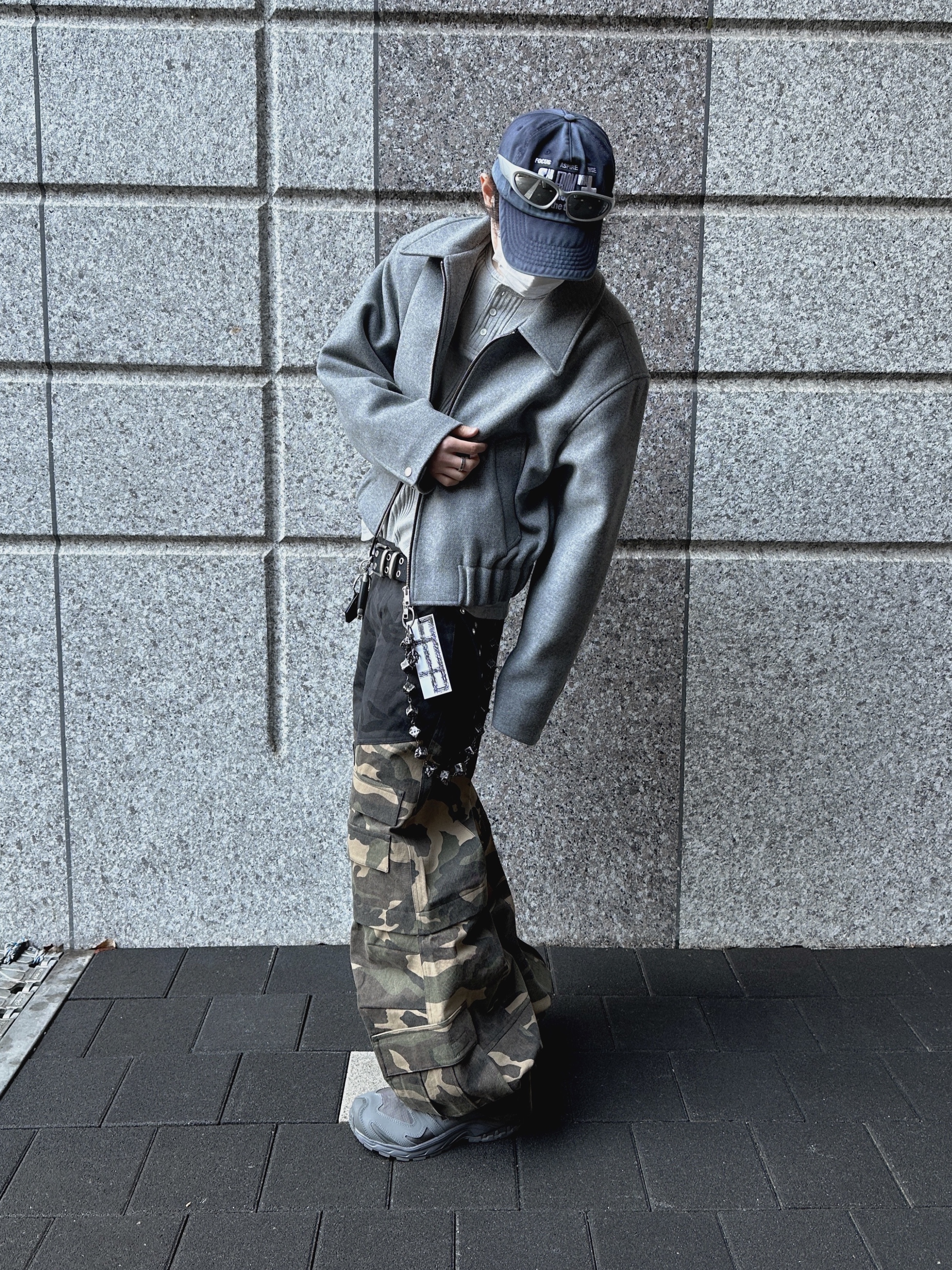 Salomon x Rier XA Jungle Castlerock, qAp Two Tiered Cargo Pants Double Camo 착용 스타일 - 4