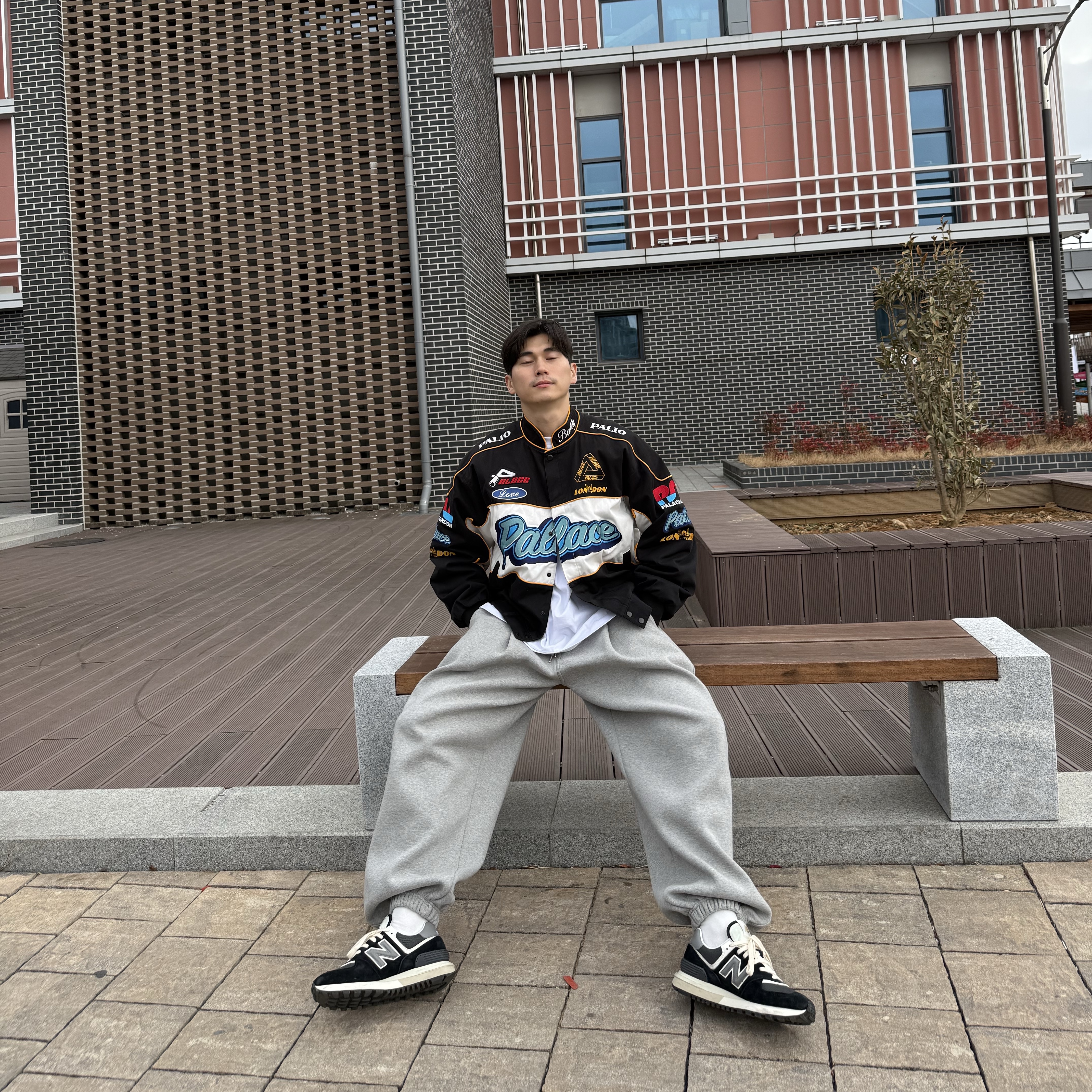Undermycar Mu.03 Anti Fxxking Logo Play Oversized Sweat Jogger Melange Gray, Palace Fast Cotton Jacket Black - 23SS 착용 스타일