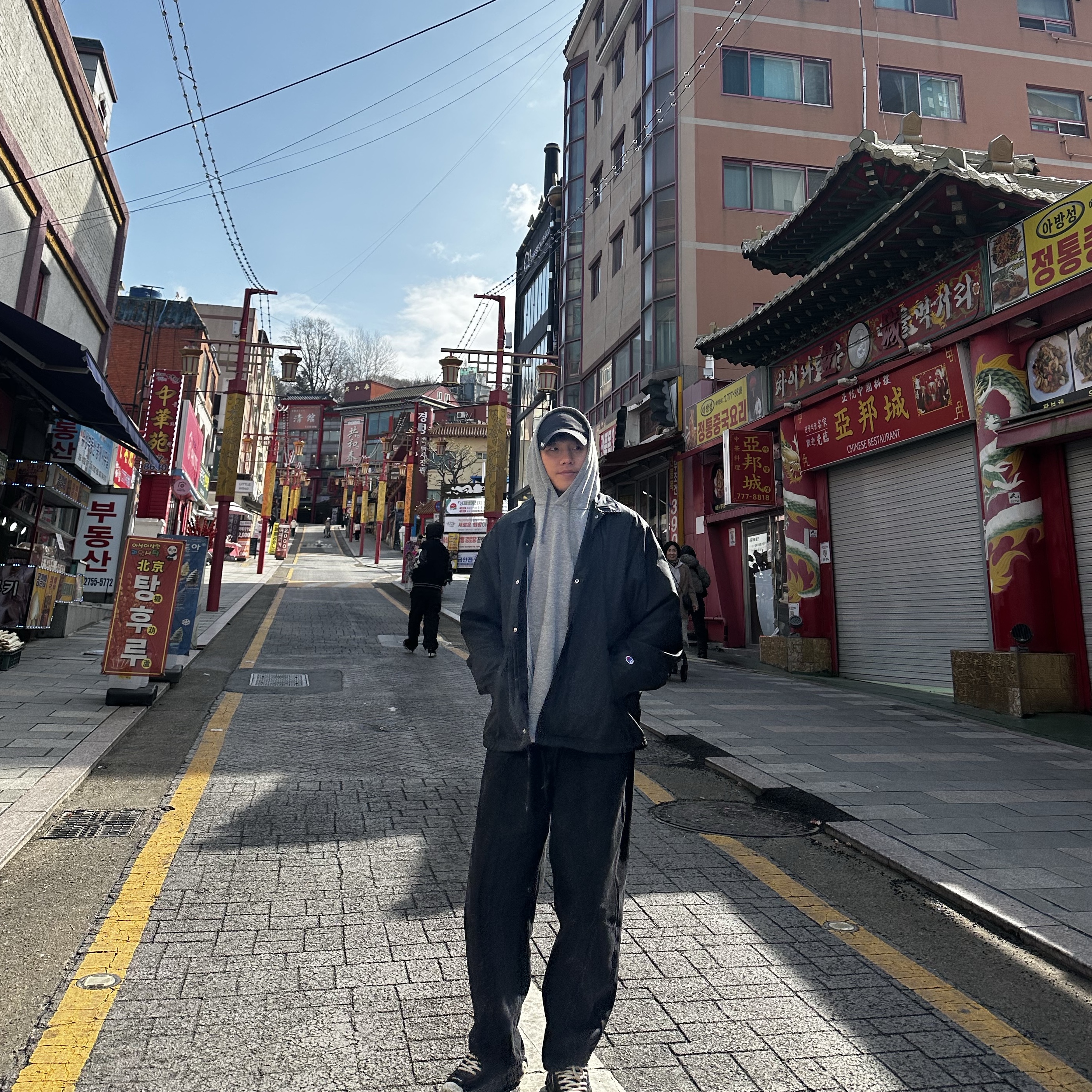 Supreme x Champion Coaches Jacket Black - 24SS, Nike x Drake Nocta Golf Cap Black 착용 스타일 - 3