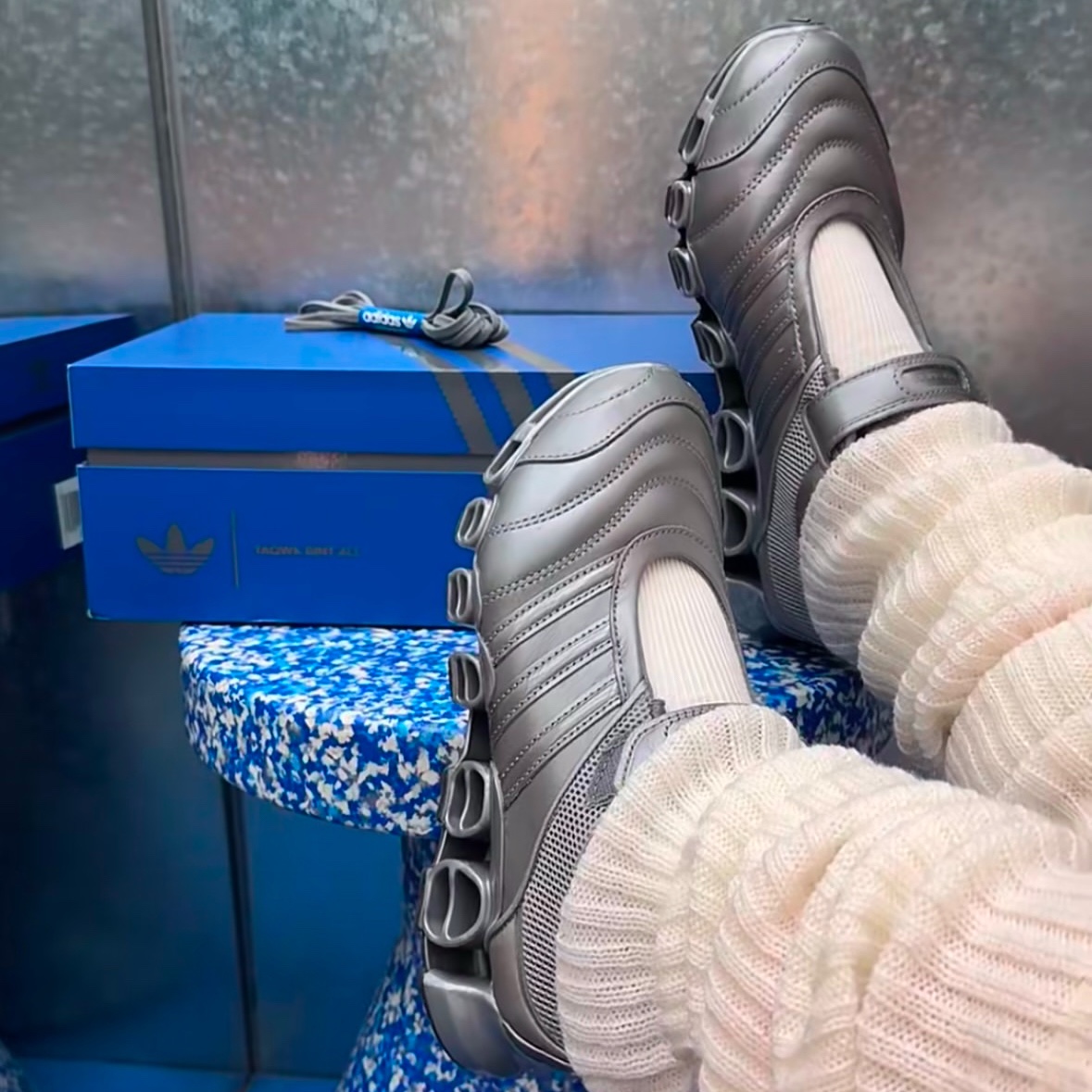 (W) Adidas x Taqwa Bint Ali Megaride Mary Jane Iron Metallic Cyber Metallic 착용 스타일