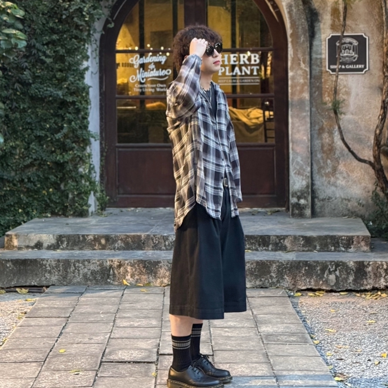 Dr. Martens 1461 Smooth Black, Gucci Ghost Ring Silver 9mm 착용 스타일 - 1