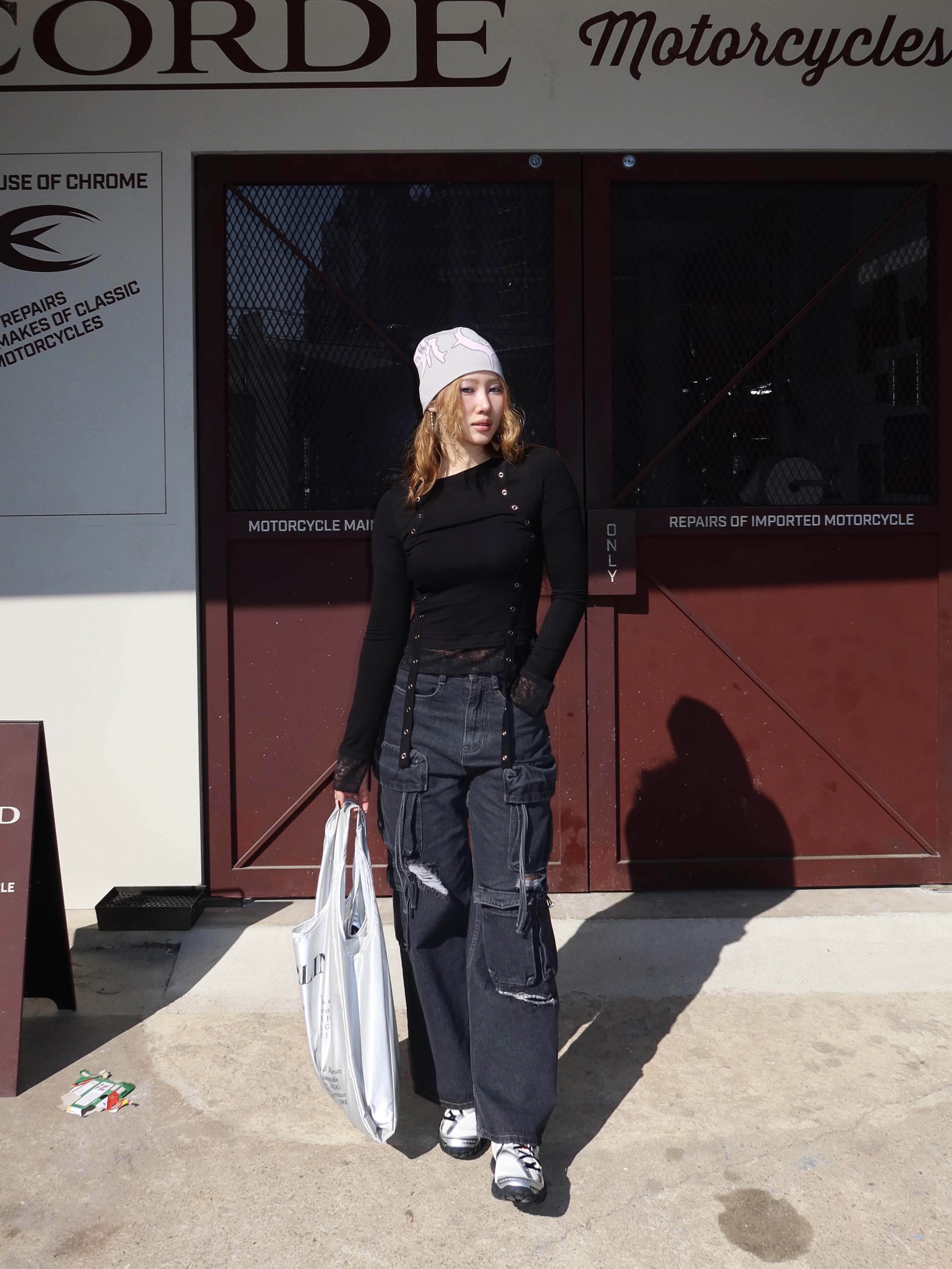 Fila Echappe v2 White Black, Vacant Archive Women Leno Triple Layered Long Sleeve Top Black 착용 스타일 - 2