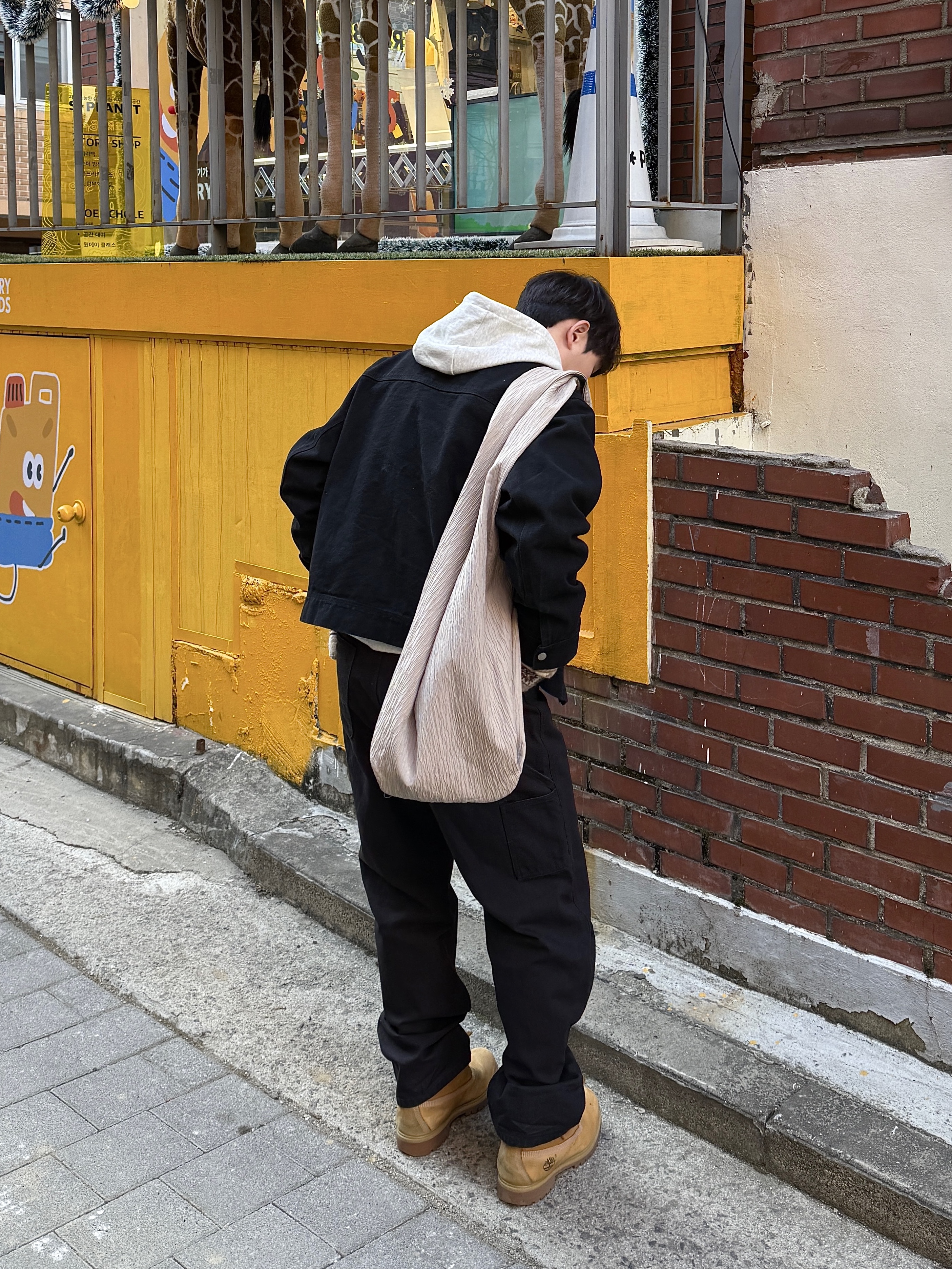 Timberland Premium 6 inch Waterproof Boot Wheat Nubuck - Medium, Human Made Military Card Case Black 착용 스타일 - 1