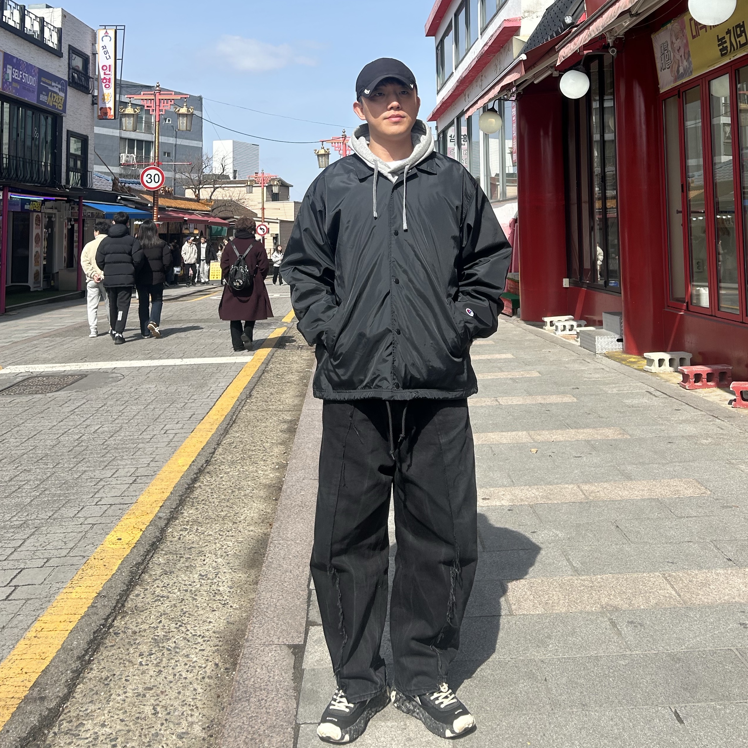 Supreme x Champion Coaches Jacket Black - 24SS, Nike x Drake Nocta Golf Cap Black 착용 스타일 - 1