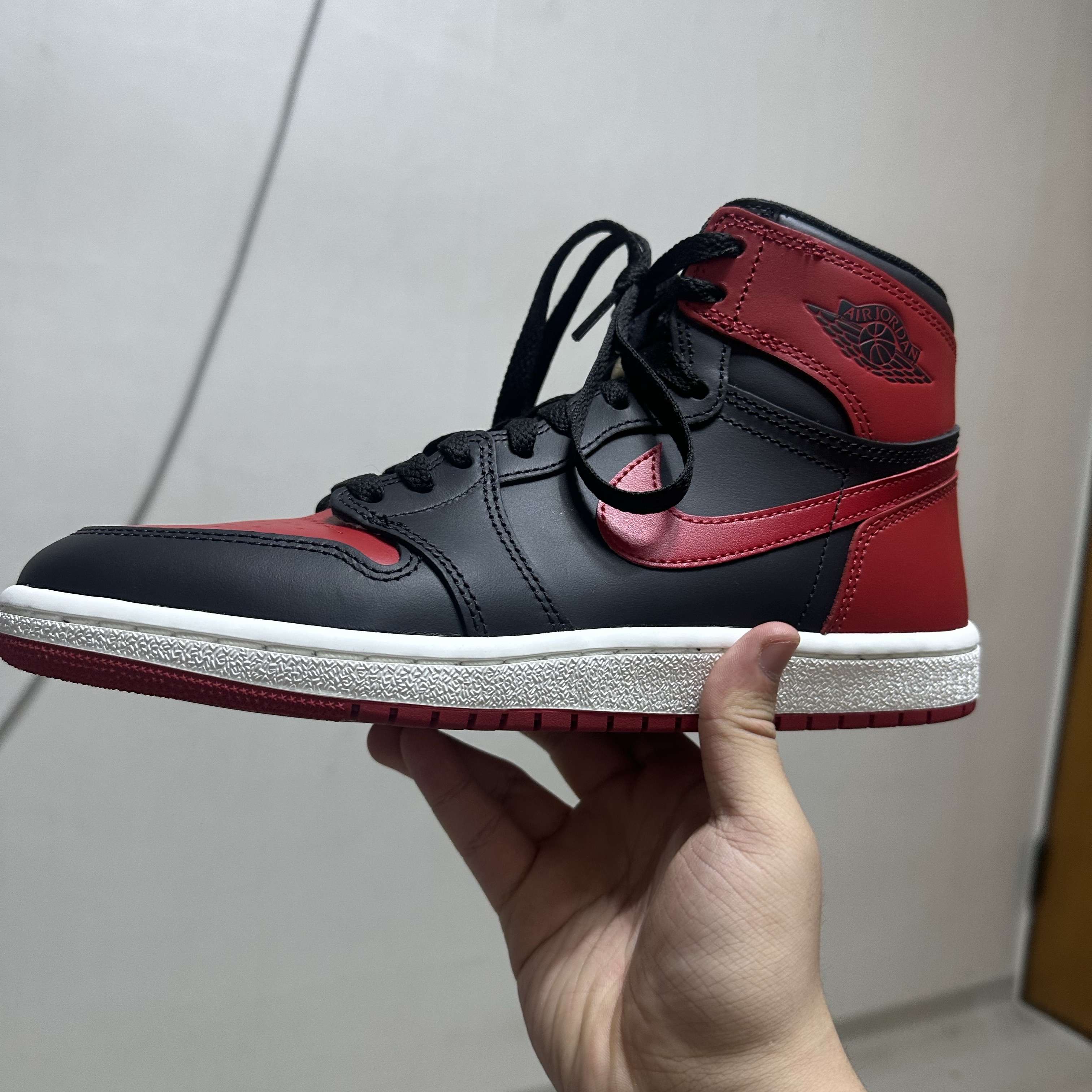 Jordan 1 High 85 Bred 착용 스타일