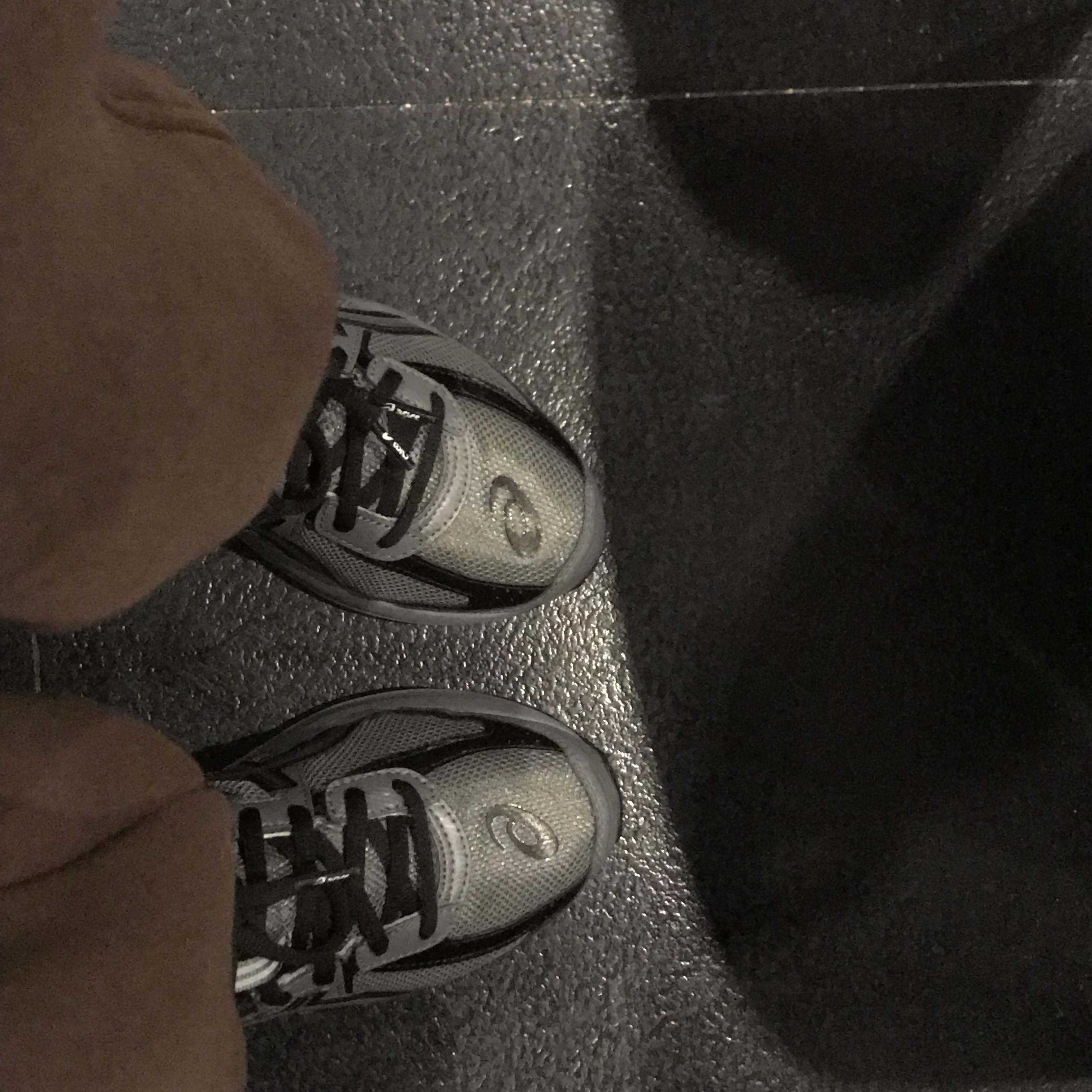 Asics Jog 100 S Steel Grey - 2E Wide 착용 스타일