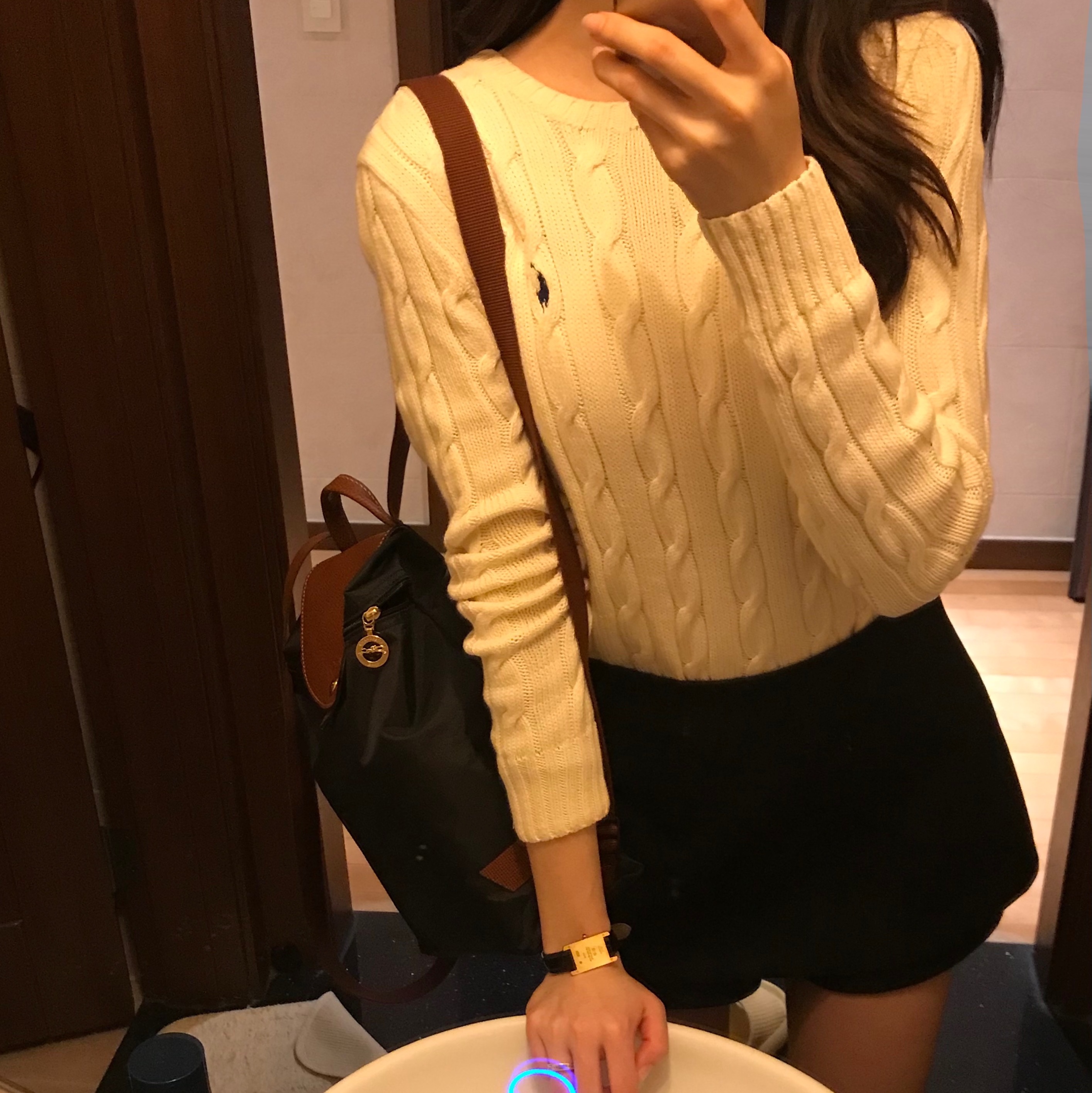 Gucci Ghost Ring Silver 3.8mm, Longchamp Le Pliage Original M Backpack Black 착용 스타일 - 1