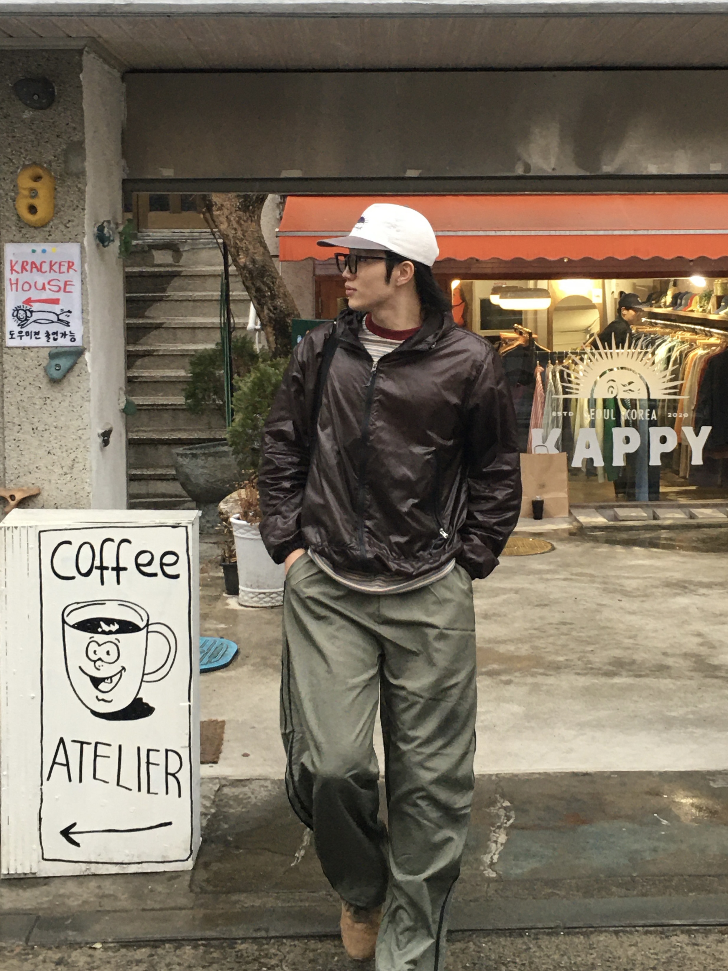 Mizuno LG 60S 2K Brown, Jansport Draw Sack Black 착용 스타일 - 4