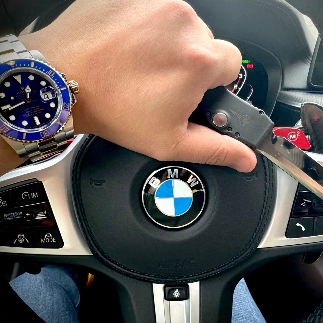 Rolex Submariner Date 41mm 126613LB Royal Blue Oyster 착용 스타일 - 8