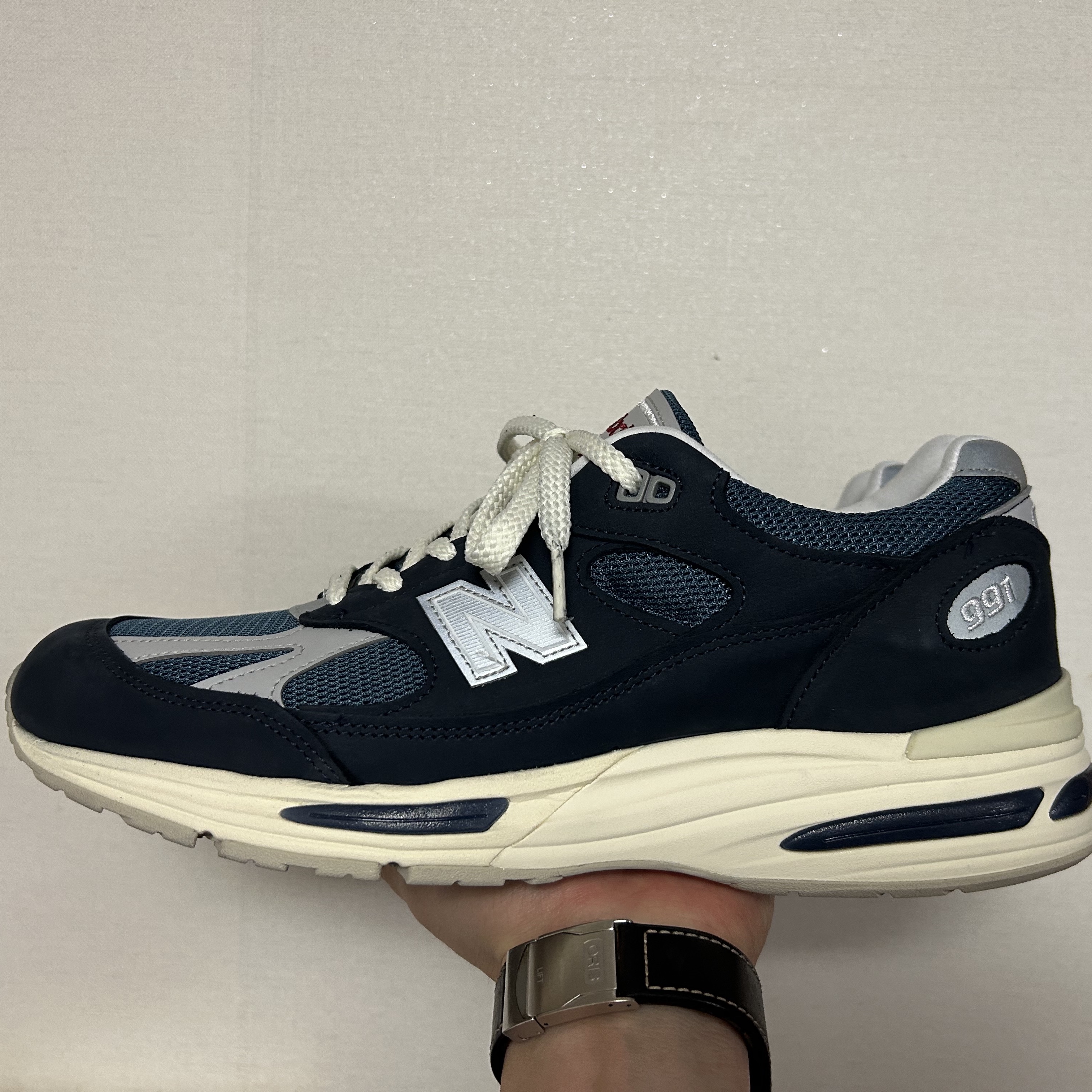 New Balance 991v2 Made in UK Total Eclipse Indian Teal 착용 스타일 - 1