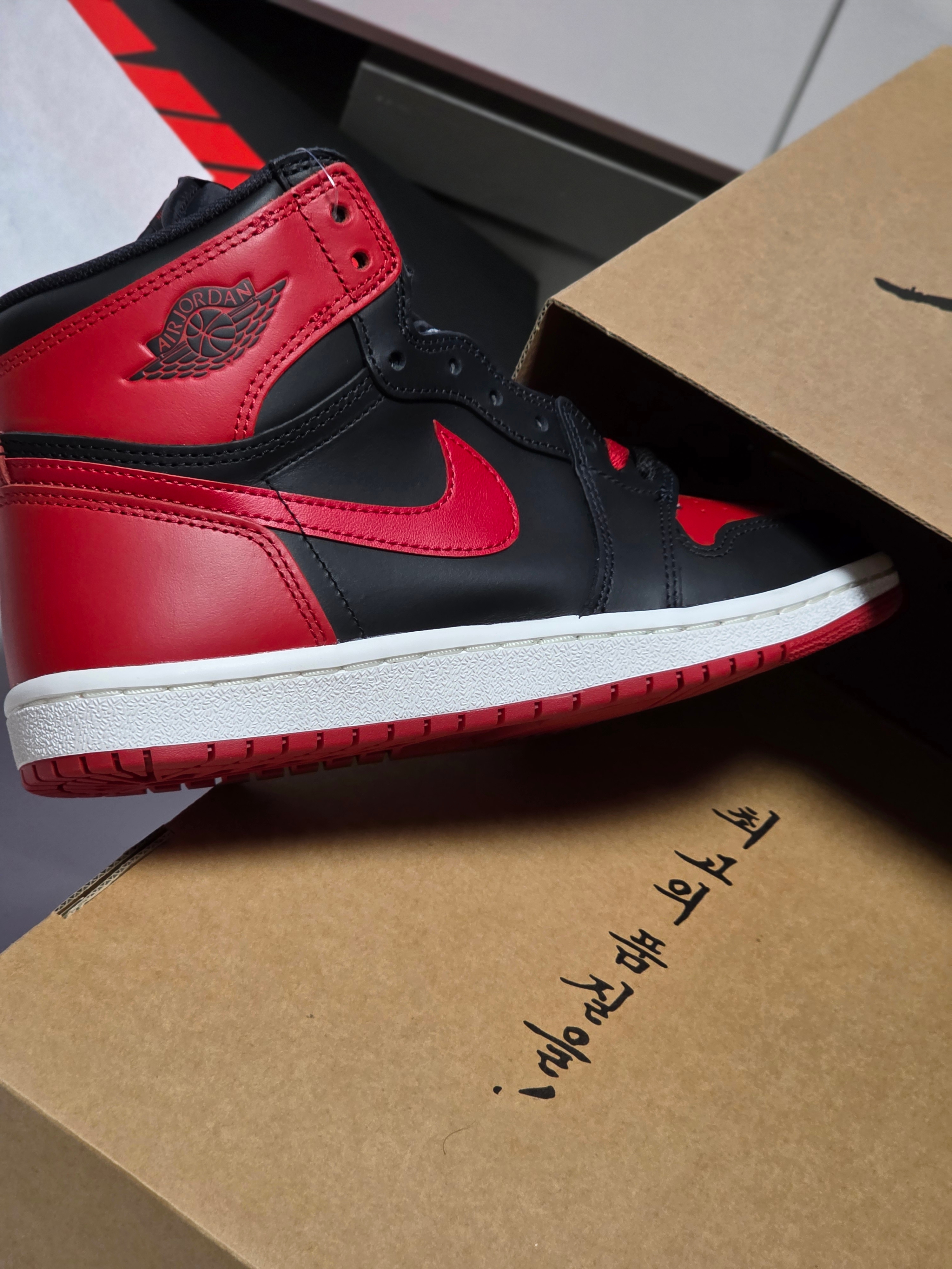 Jordan 1 High 85 Bred 착용 스타일 - 4