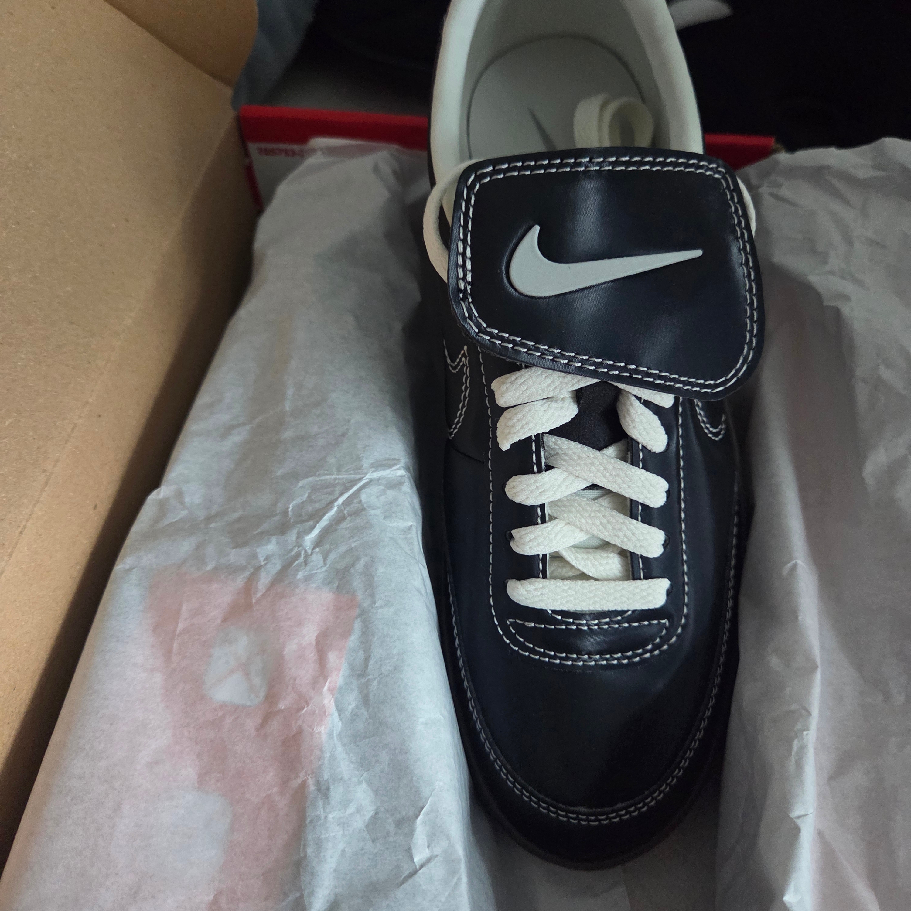 Nike Killshot 2 Black Baroque Brown 착용 스타일