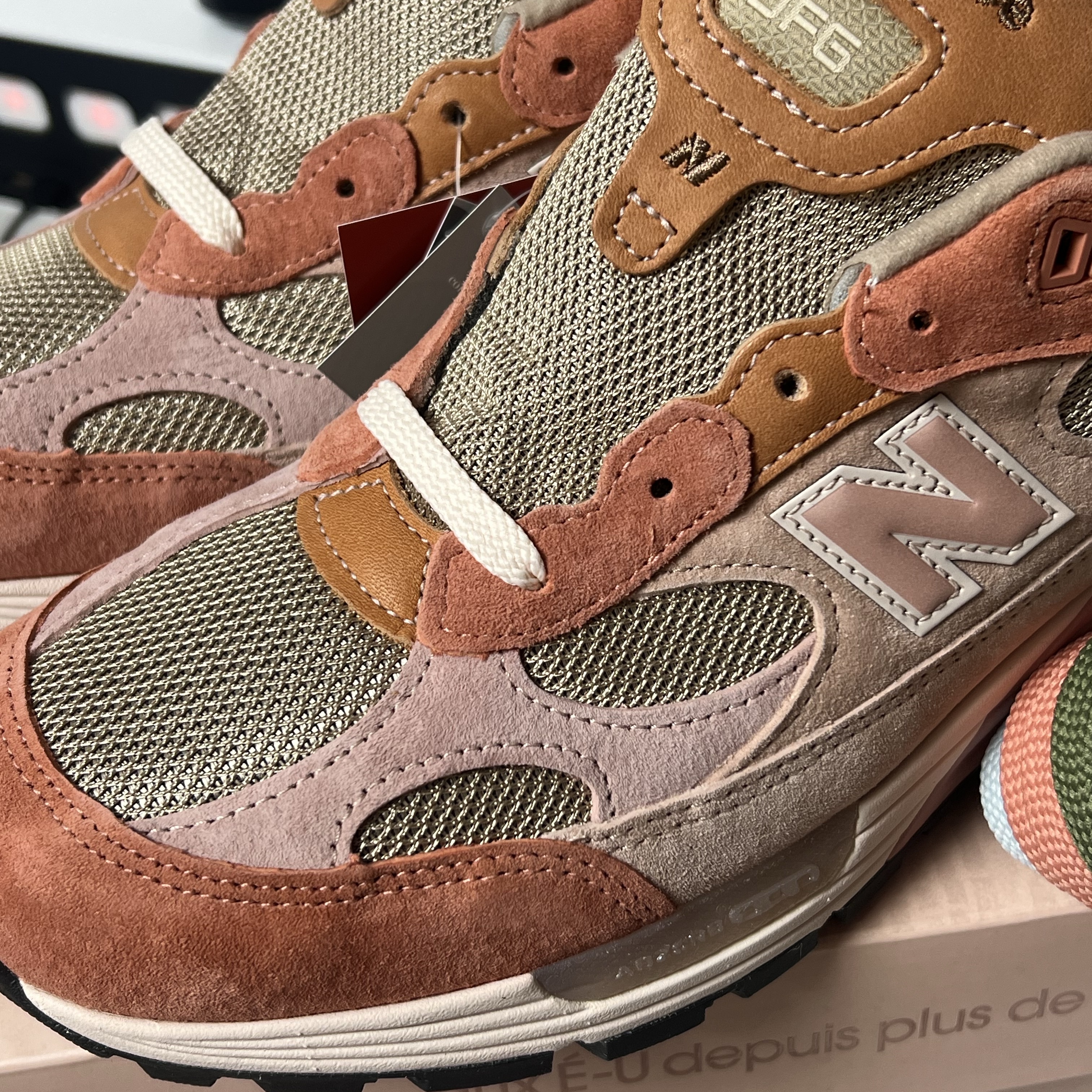 New Balance x Joe Freshgoods 992 Made in USA Aged Well 착용 스타일 - 2