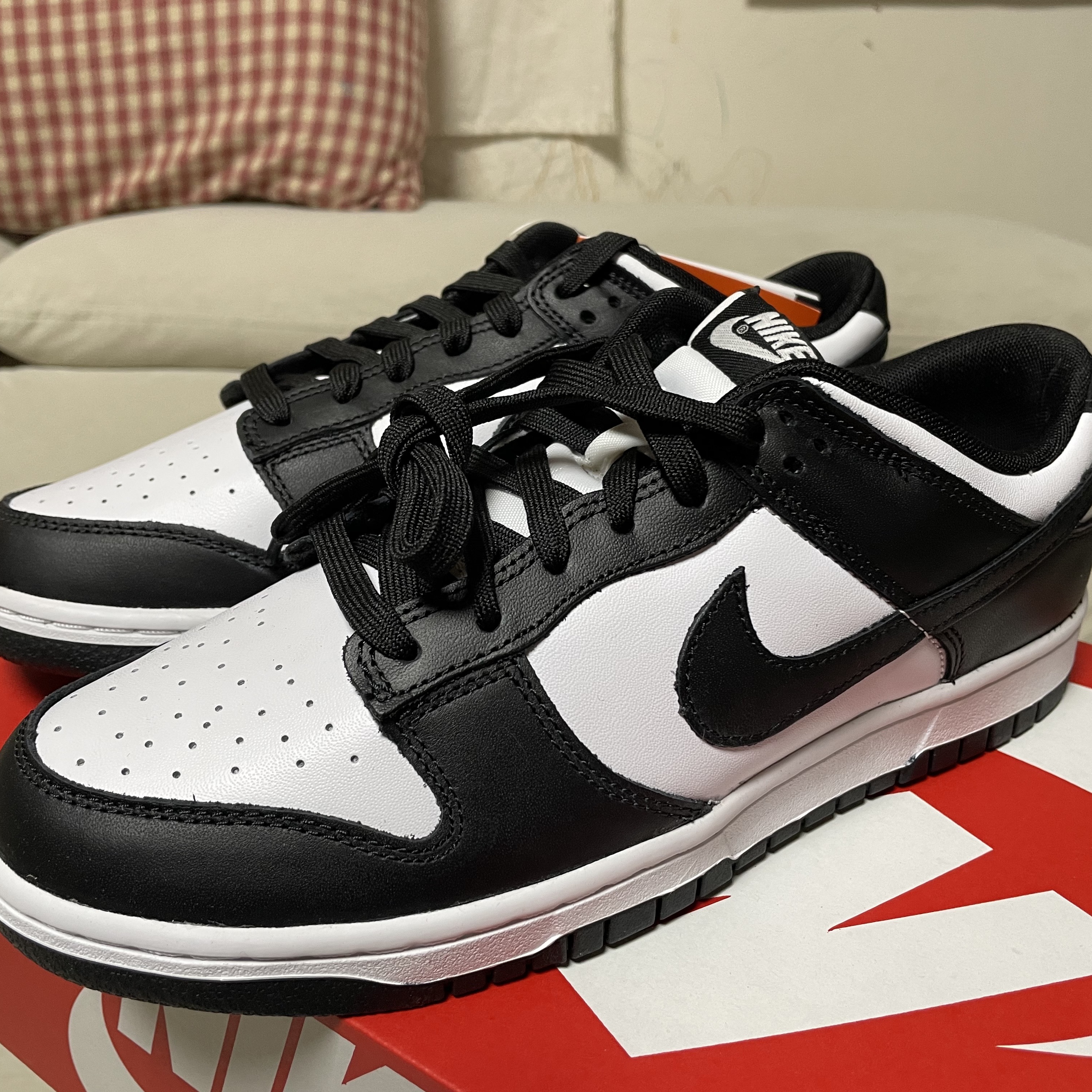 Nike Dunk Low Retro Black 착용 스타일