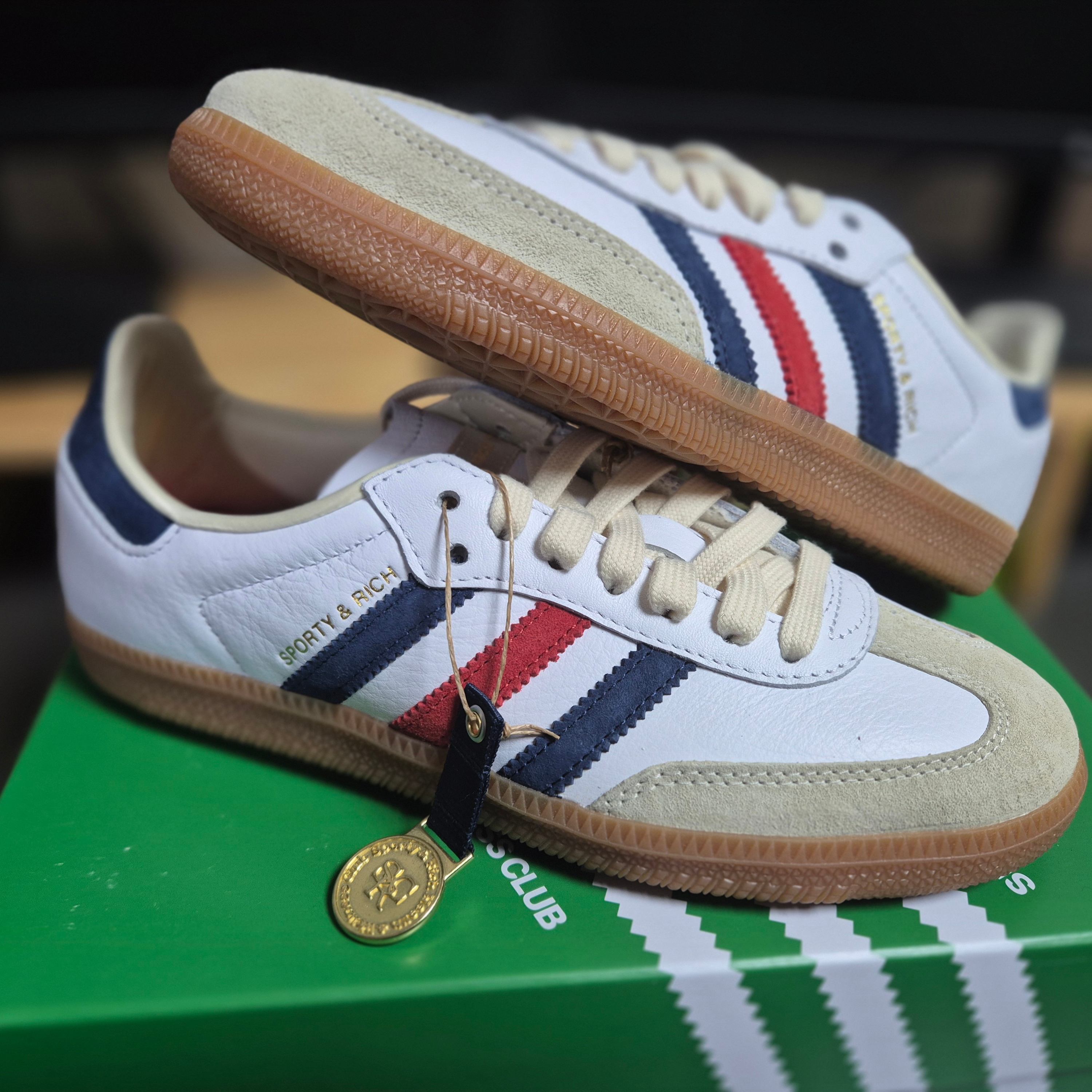 Adidas x Sporty & Rich Samba OG Cloud White Night Indigo 착용 스타일