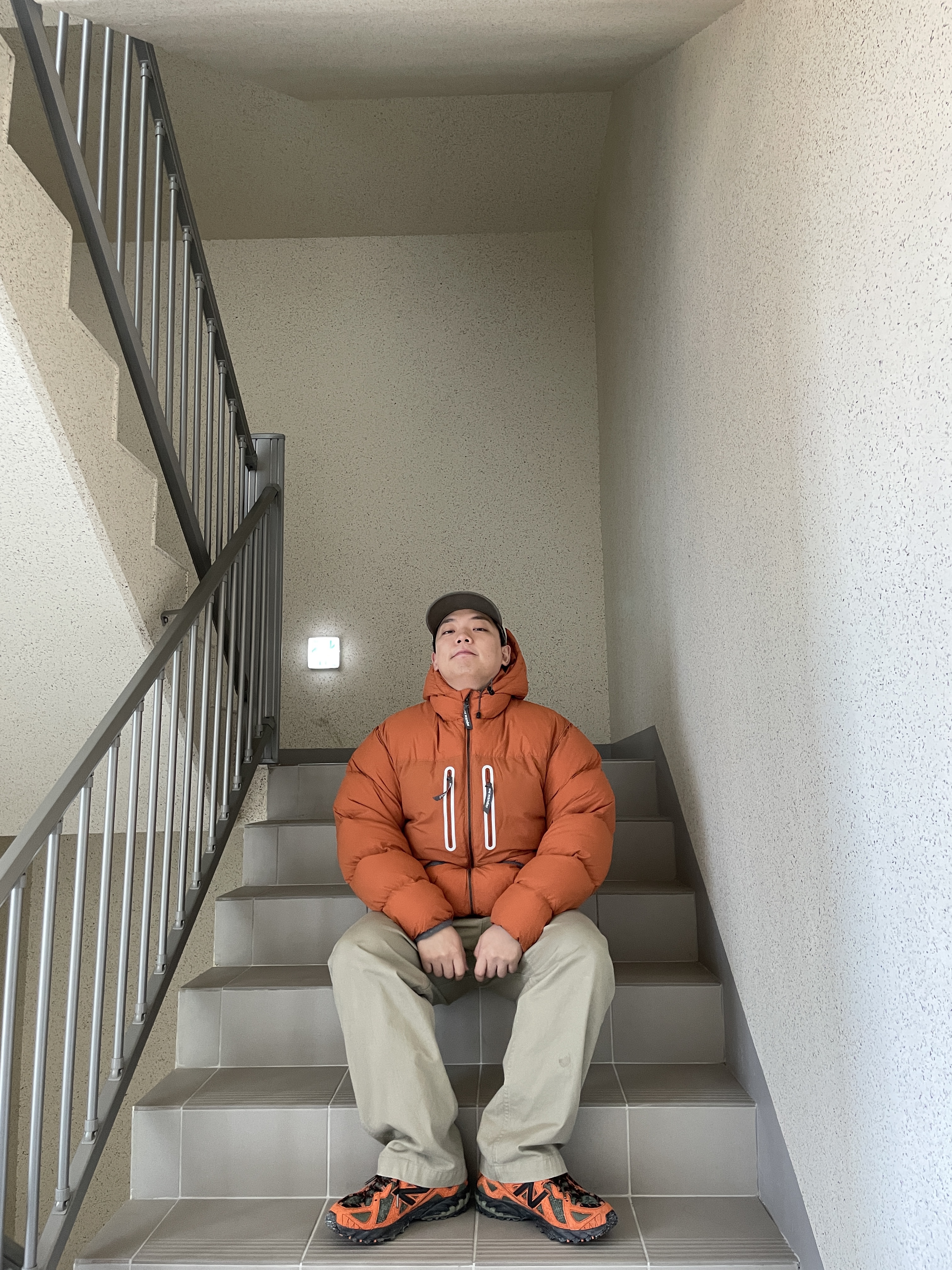 New Balance x Joe Freshgoods Beneath the Surface 610 Lil Swamps Orange, Thisisneverthat x Gramicci Mountain Cap Khaki 착용 스타일 - 6