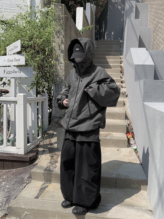 Y-3 대드 캡 블랙, 나이키 에어 쿠키니 트리플 블랙 착용 스타일 - 1