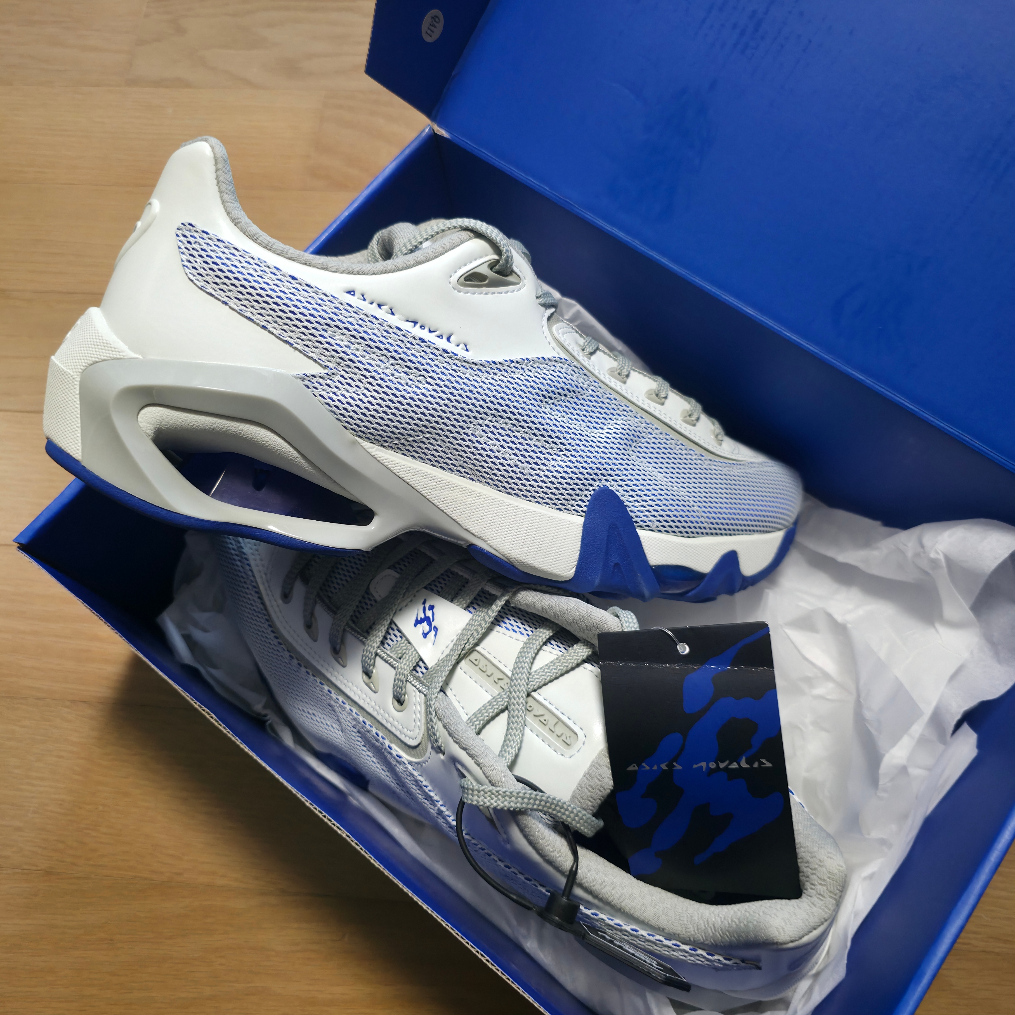 Asics x Kiko Kostadinov Novalis Gel-Teremoa Snow White Asics Blue 착용 스타일