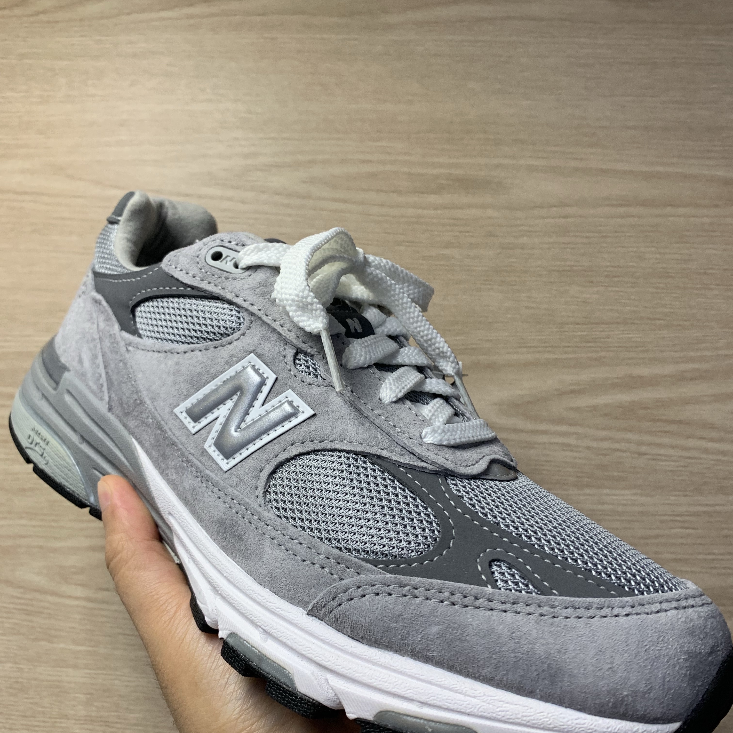 New Balance 993 Made in USA Grey - D Standard 착용 스타일