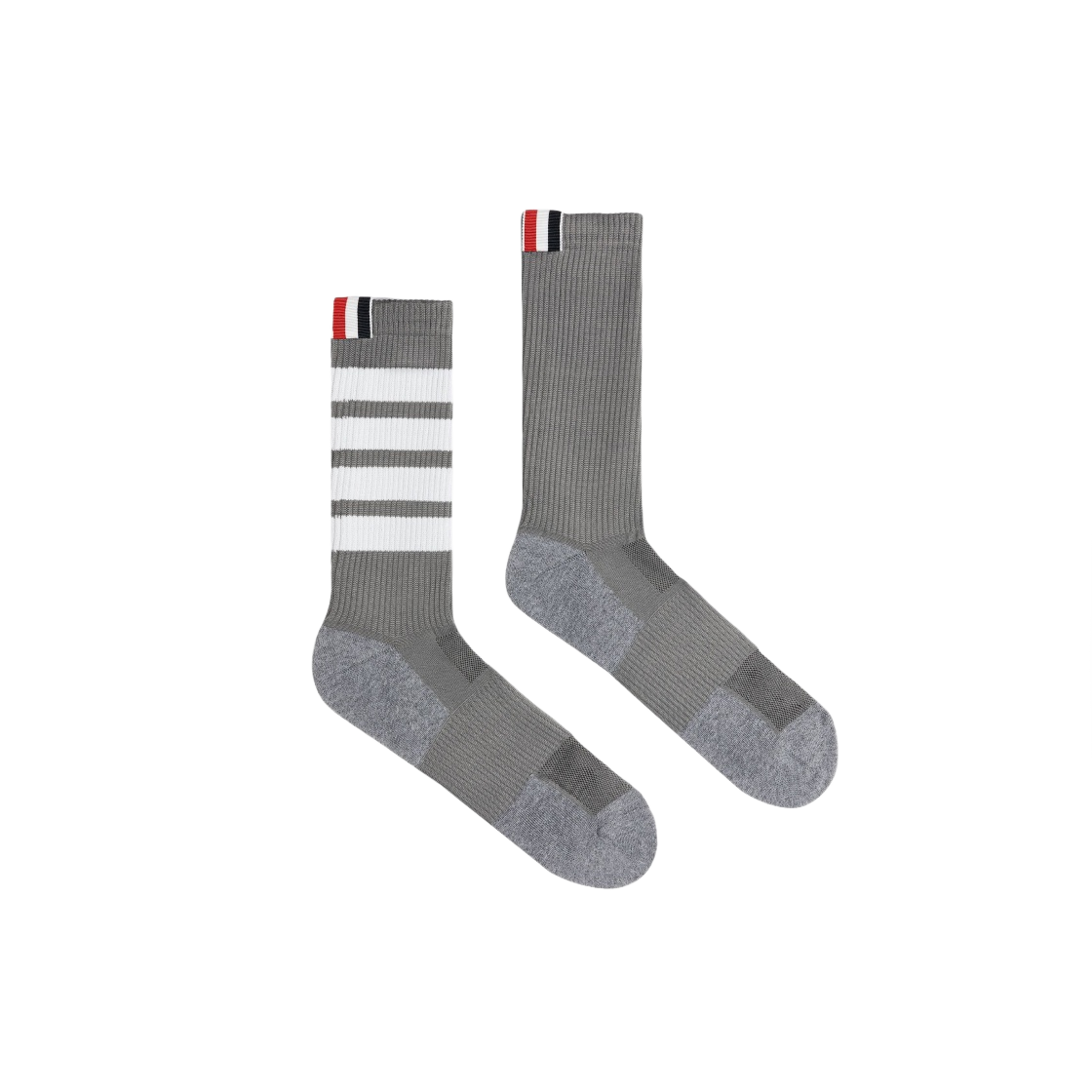 톰브라운 폴리에스터 테크 사선 미드카프 삭스 미디움 그레이(Thom Browne Polyester Tech 4-Bar Mid Calf Socks Medium Grey) - 1