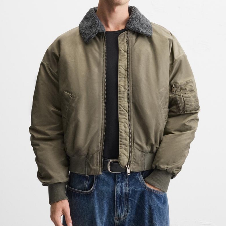 Zara Bomber Jacket with Detachable Collar Green 착용 스타일