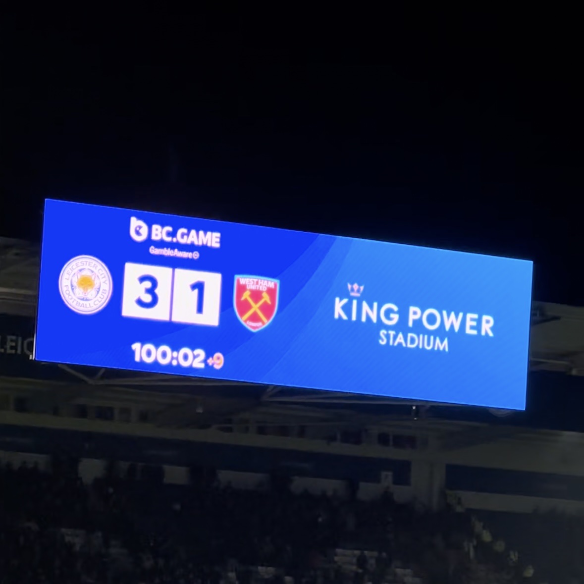 아디다스 레스터 시티 FC 2022/23 홈 저지 볼드 블루 - US 사이즈 (논 마킹 버전), 산산기어 윈드 쉴디드 자켓 아이스 그레이 - 24SS 착용 스타일 - 7