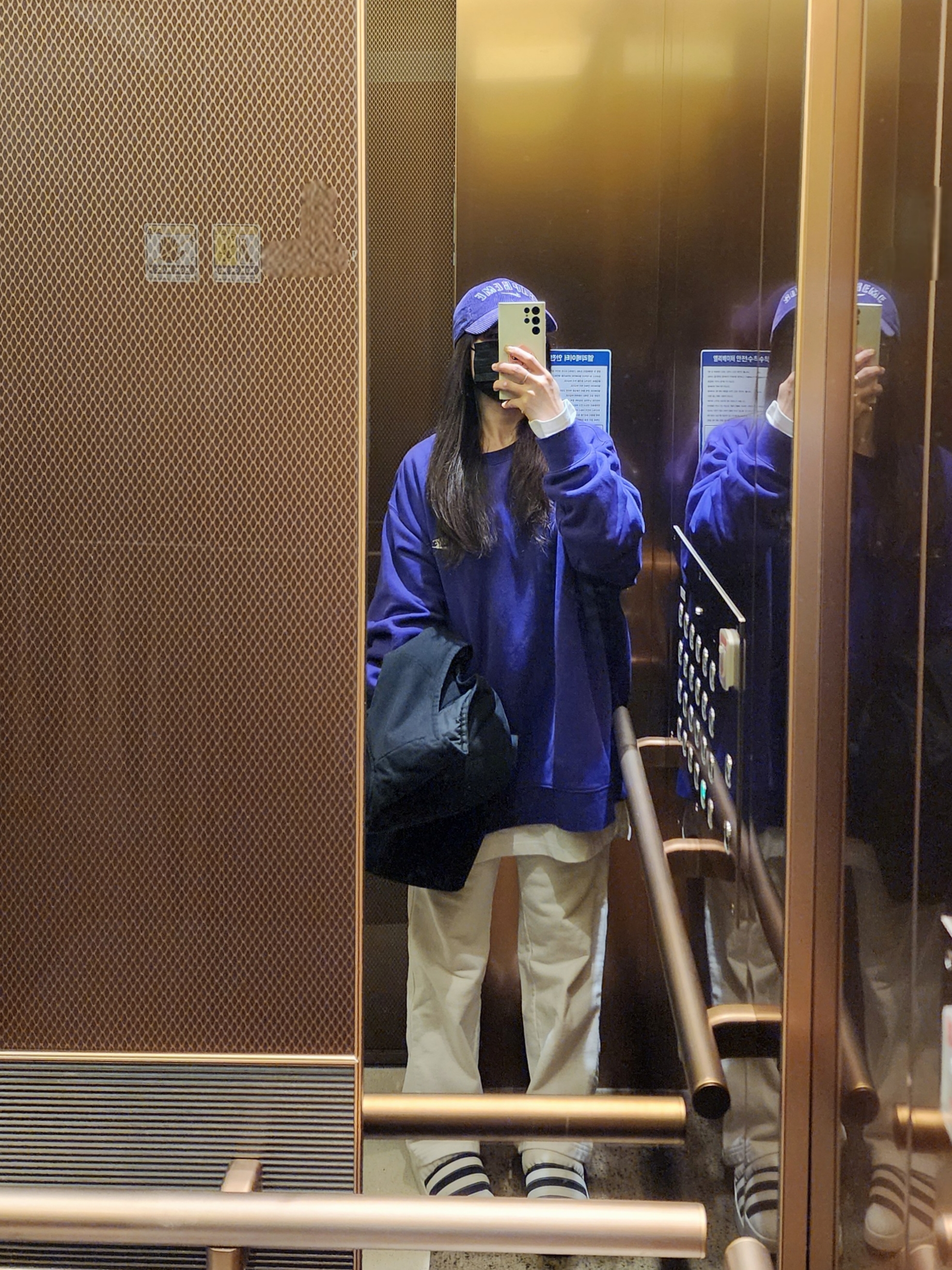Nike Club Fleece Crew Dark Grey Heather - Asia, Supreme x Nike Arc Corduroy 6-Panel Purple - 22SS 착용 스타일