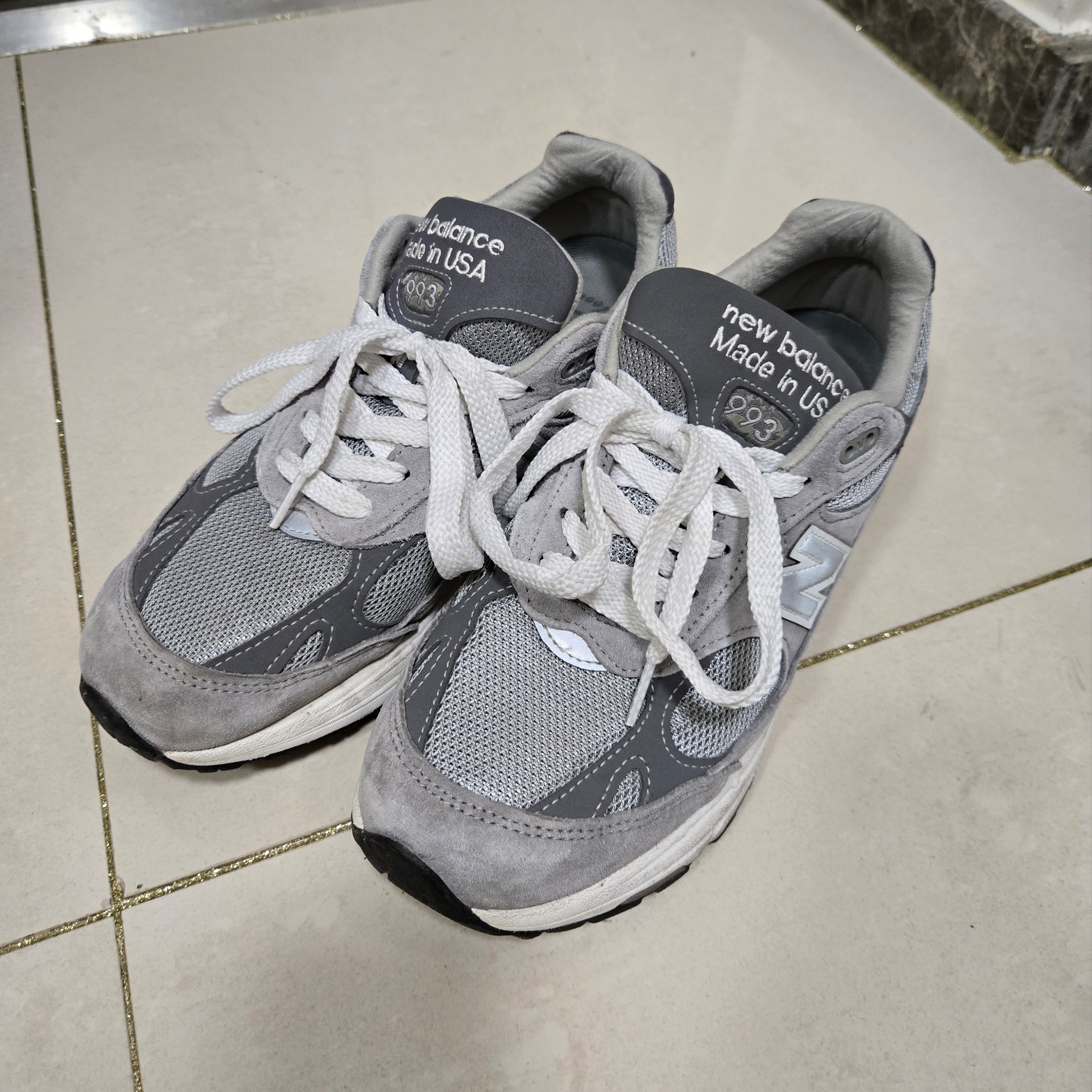New Balance 993 Made in USA Grey - D Standard 착용 스타일