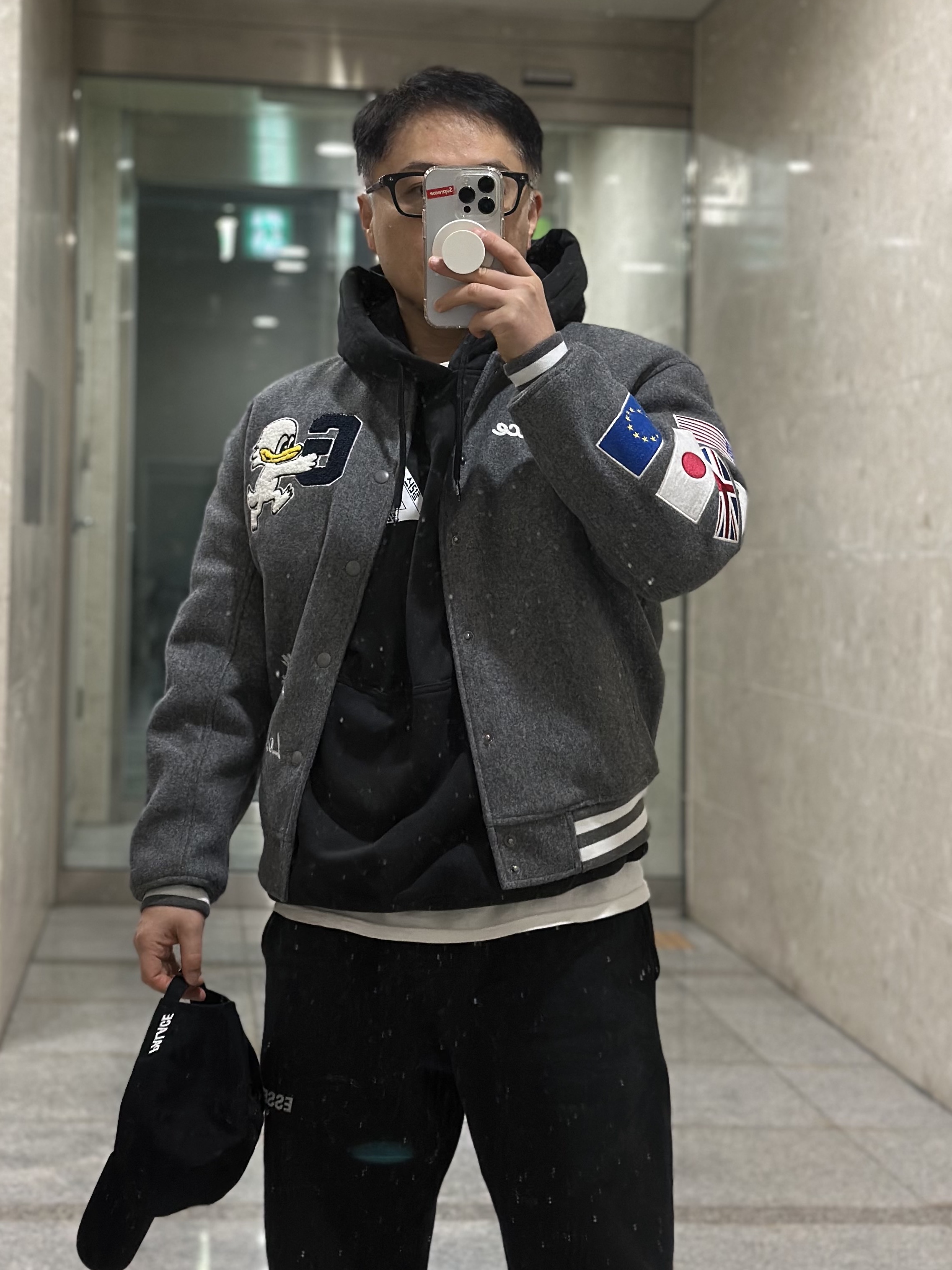 Palace x Gap Varsity Jacket Grey - 24SS, Palace Seoul 2 Seoul Hoodie Black - 25SS 착용 스타일