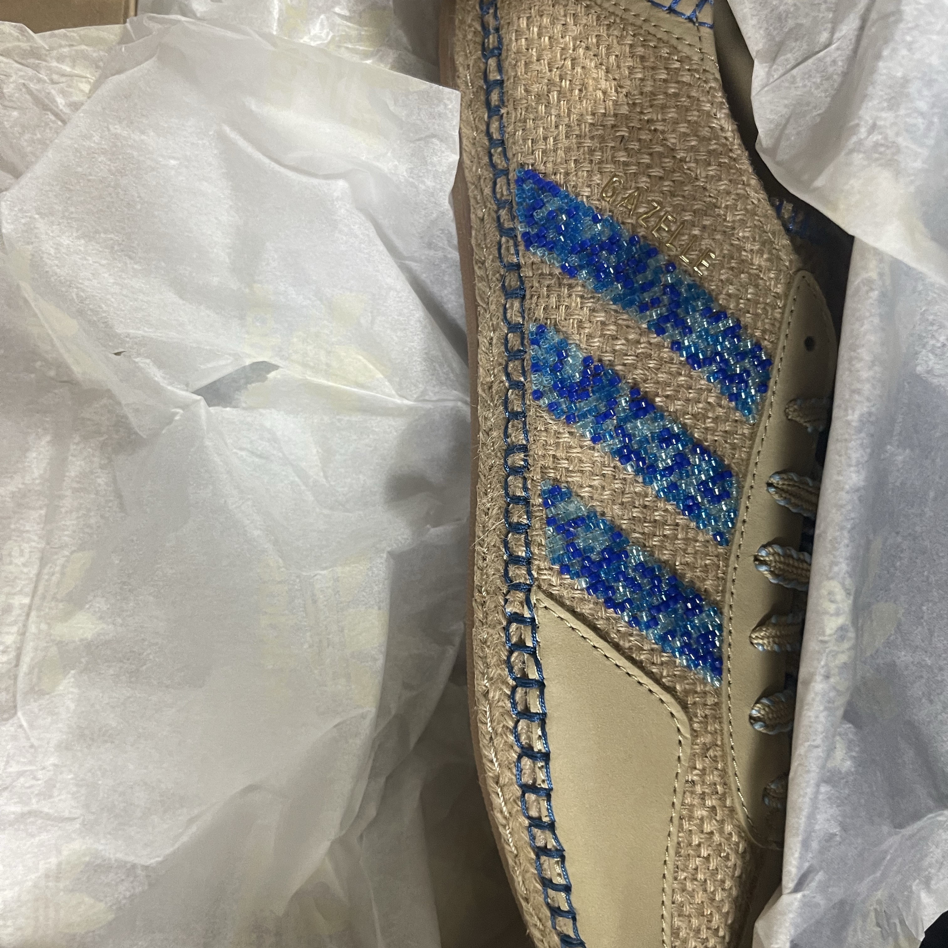 Adidas x Clot Gazelle Linen Khaki Light Blue 착용 스타일