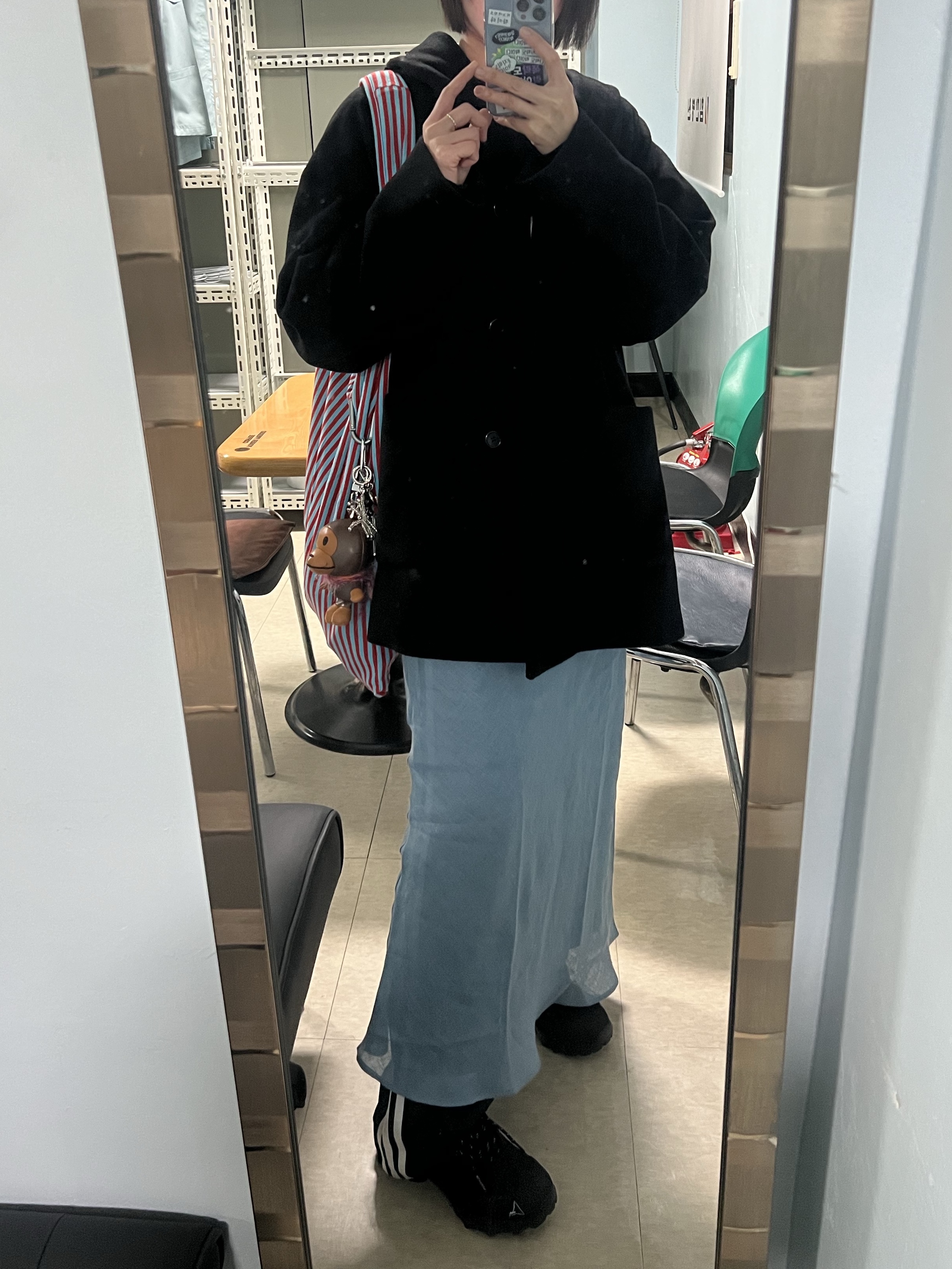베이스레인지 우먼 오마토 롱 슬리브 블랙 - 24FW, 아디다스 아디컬러 클래식 파이어버드 트랙 팬츠 나이트 인디고 - KR 사이즈 착용 스타일 - 2