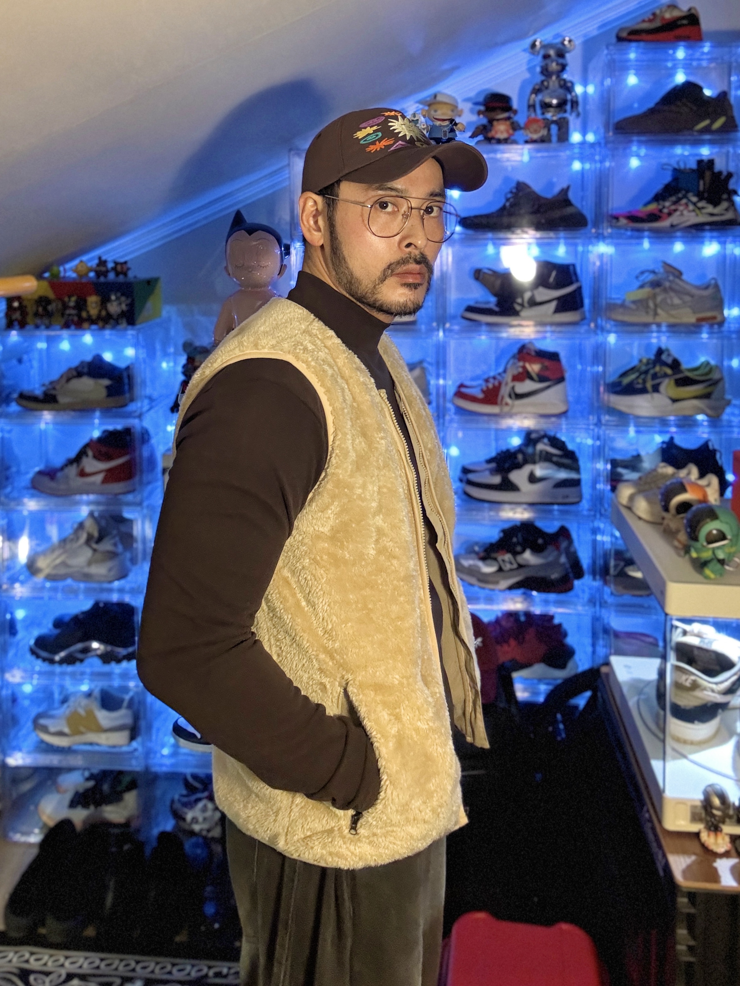 Jordan 1 x Travis Scott x Fragment Retro Low OG SP Military Blue, Nike x Peaceminusone Kwondo1 White 착용 스타일 - 2