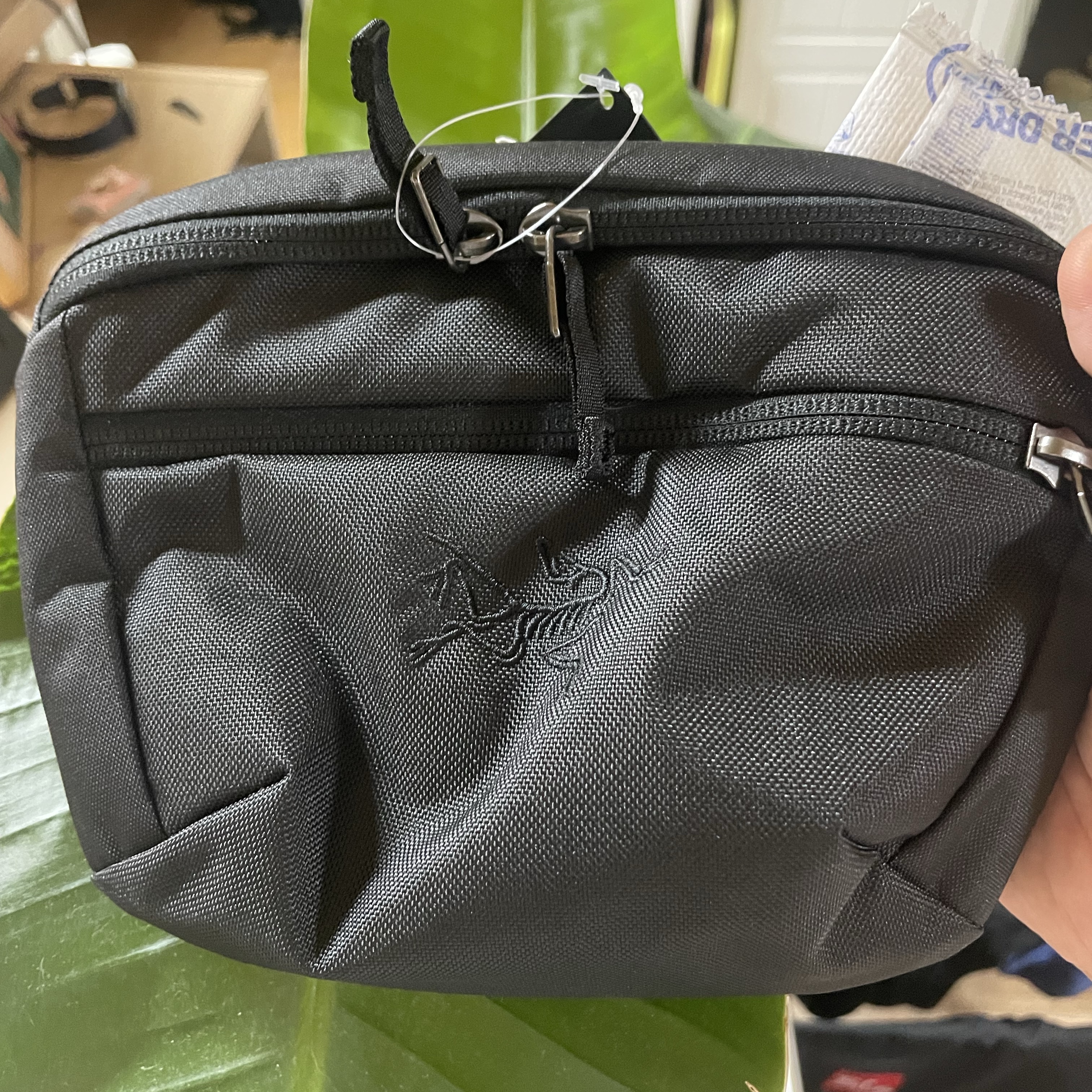 Arc'teryx Mantis 1 Waistpack Black II 착용 스타일