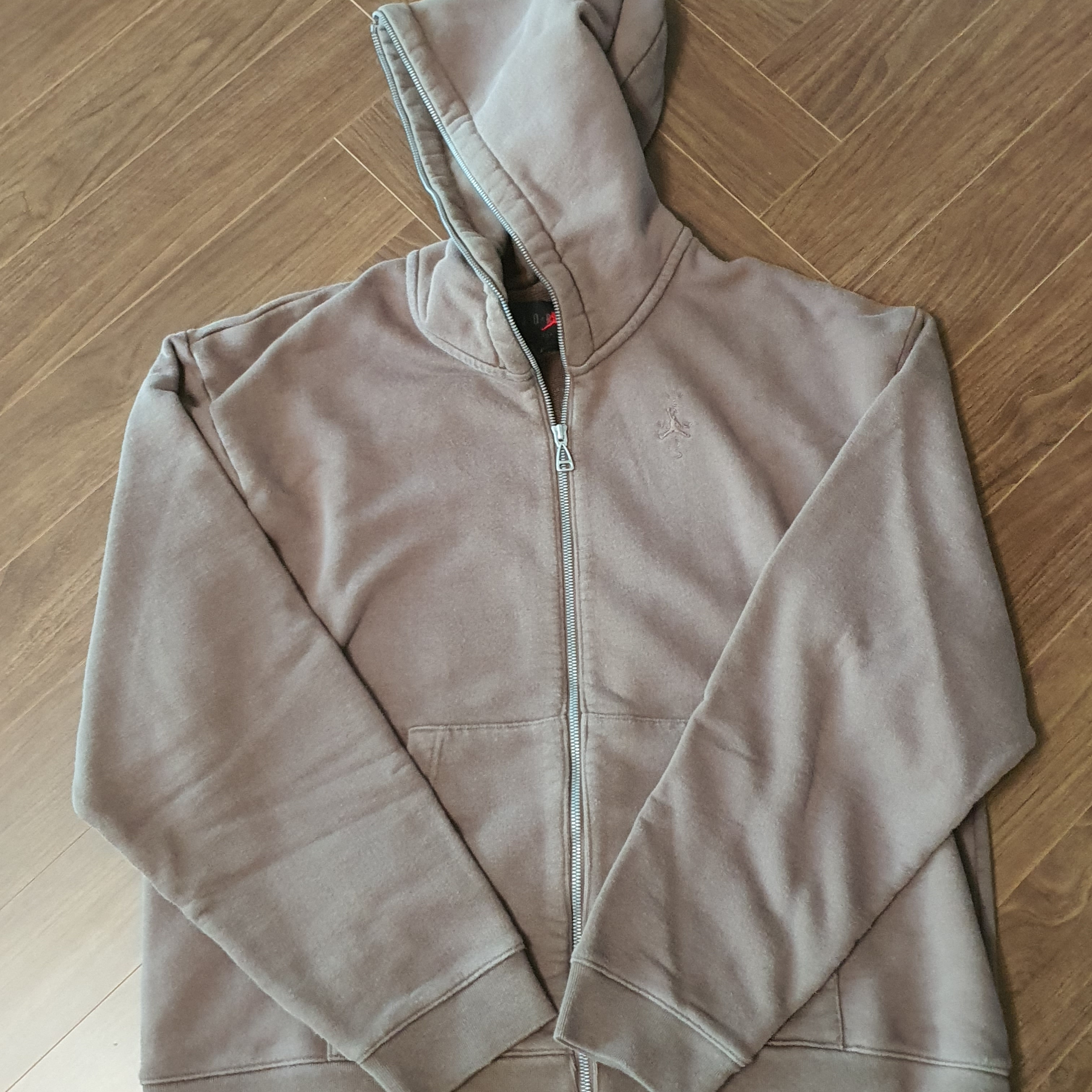 Jordan x Travis Scott Full-Zip Hoodie Palomino (DZ5500-275) 착용 스타일