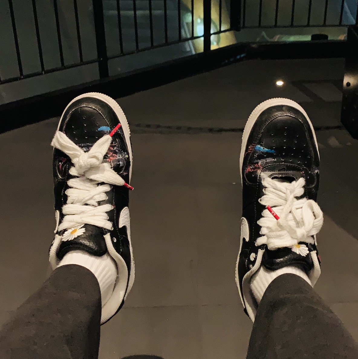 Nike x Peaceminusone Air Force 1 Low Para-Noise 착용 스타일