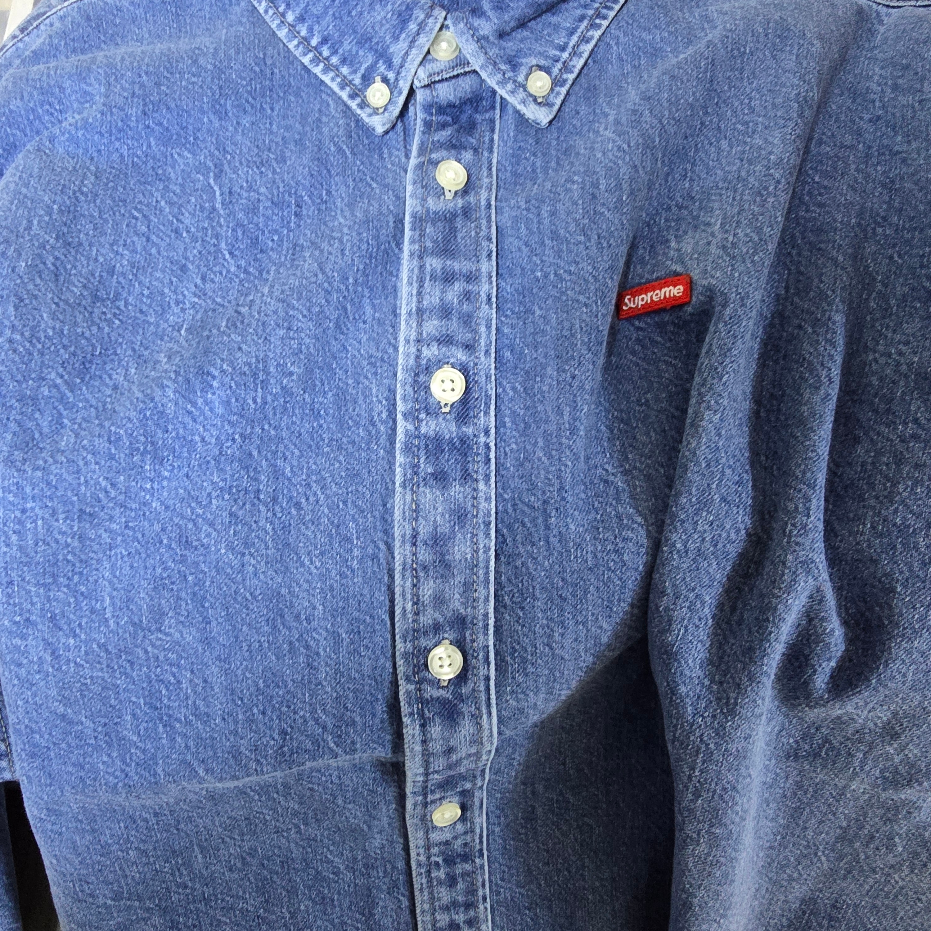 Supreme Waxed Cotton Camp Cap Brown - 21FW, Supreme Small Box Denim Shirt Washed Indigo - 25SS 착용 스타일 - 2