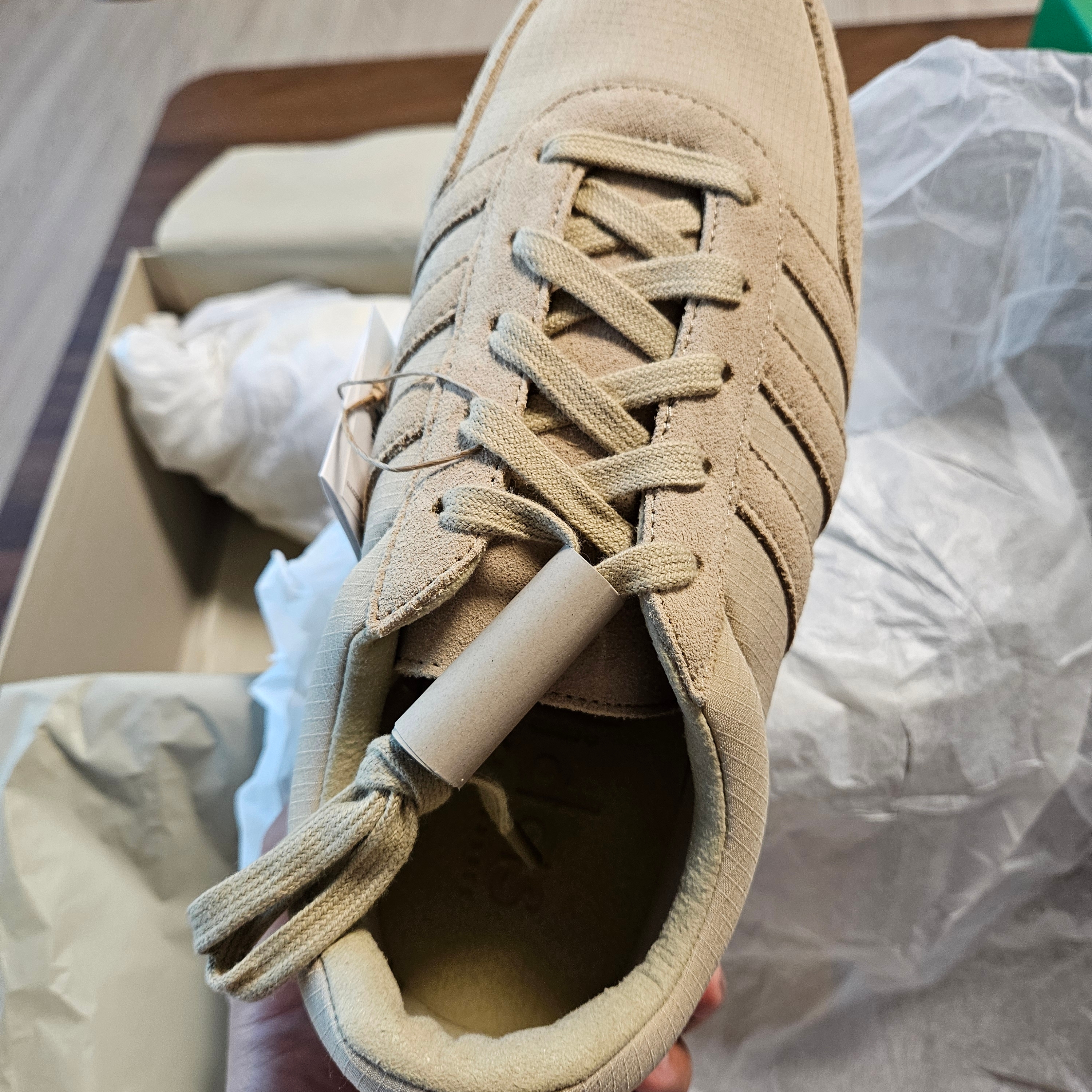 Adidas x Fear of God Athletics Los Angeles Clay 착용 스타일