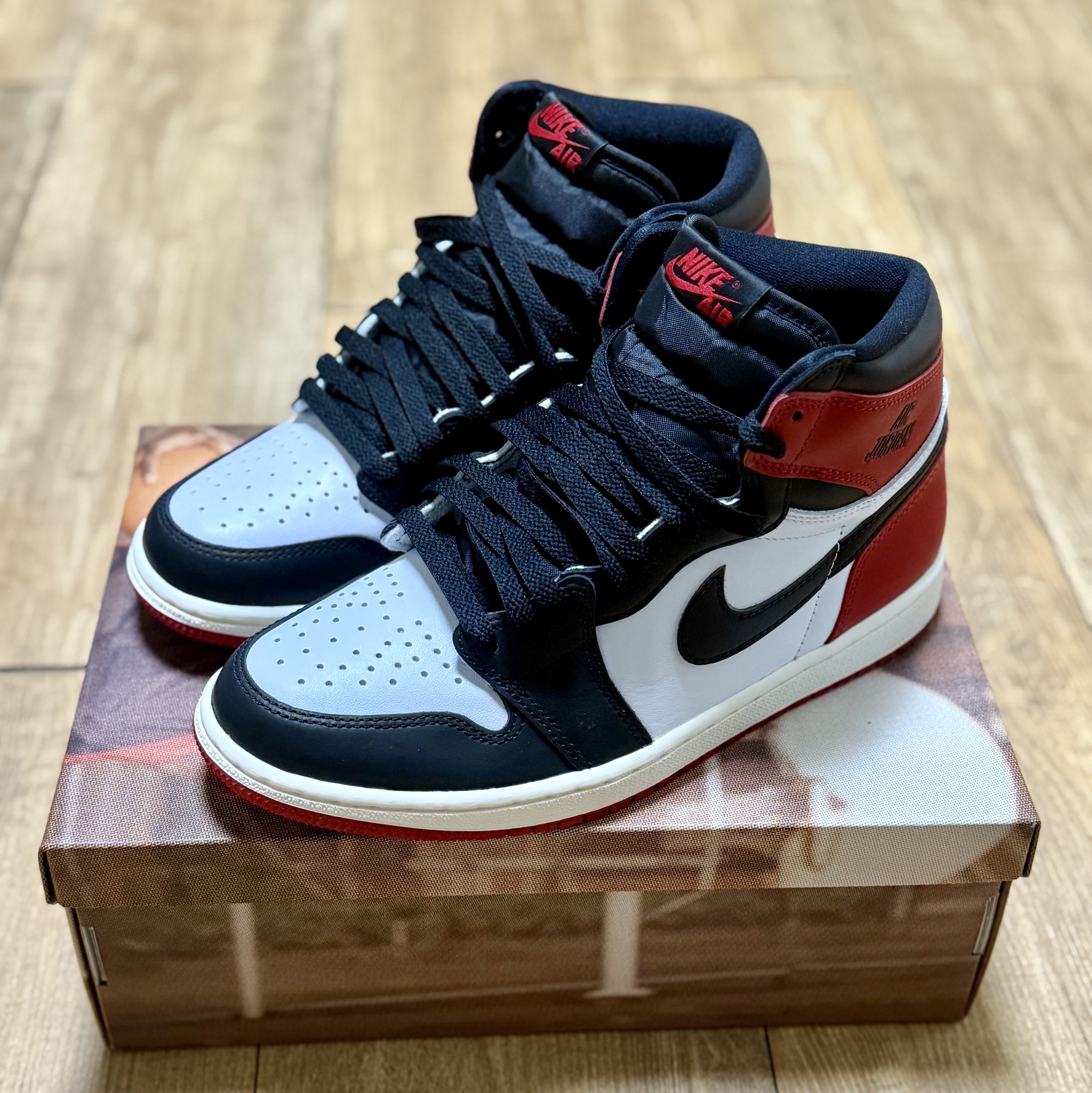 Jordan 1 Retro High OG Black Toe 착용 스타일