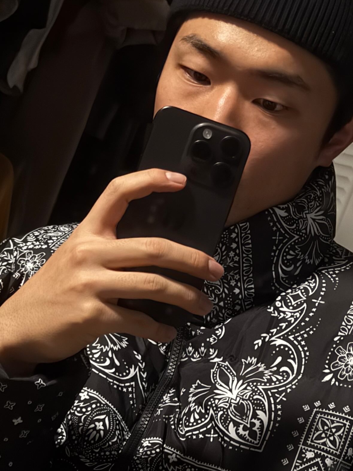 The North Face Novelty Lofty Down Jacket Real Black, Apple iPhone 15 Pro 128GB Black Titanium (Korean Ver.) 착용 스타일