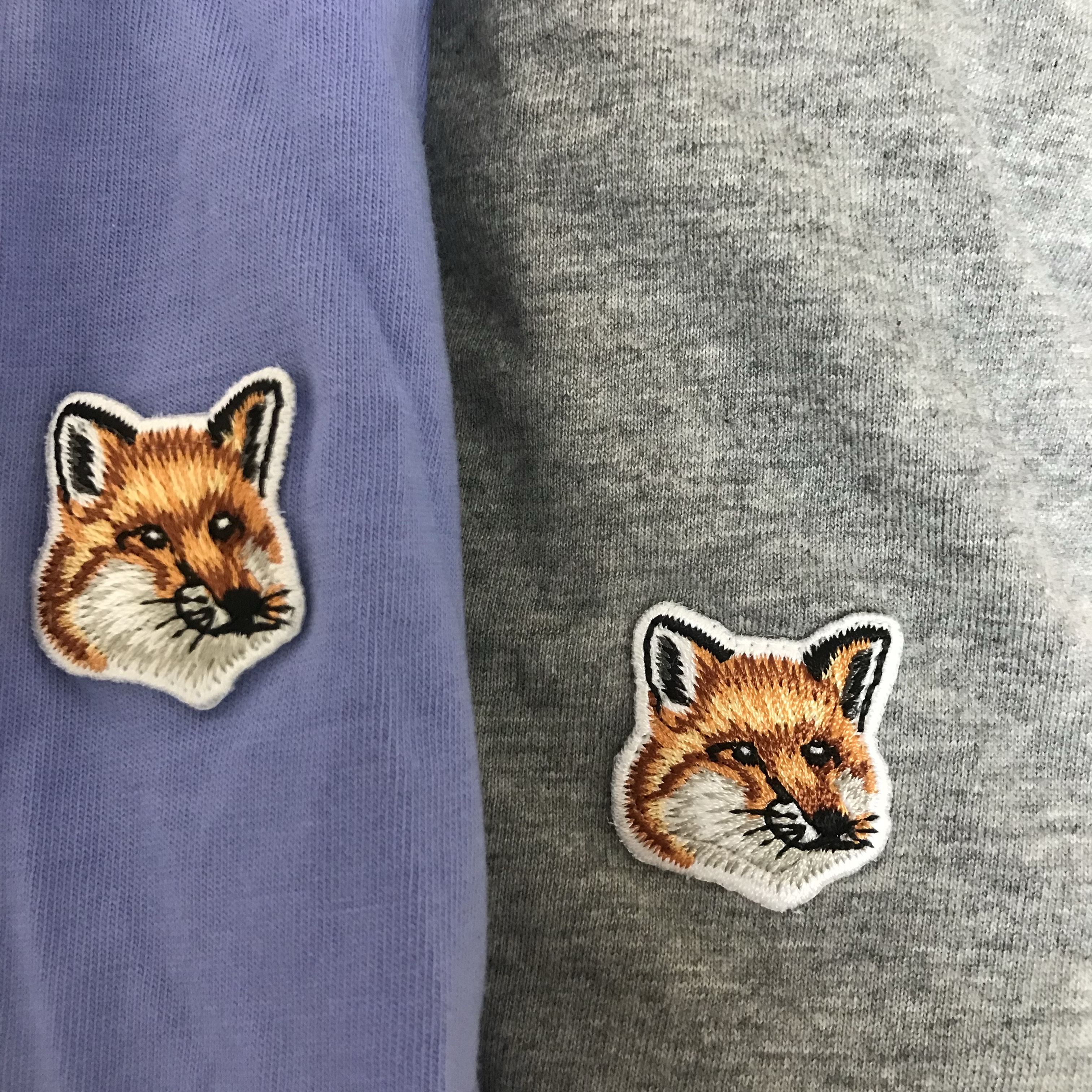 Maison Kitsune Fox Head Patch Classic T-Shirt Grey Melange 착용 스타일