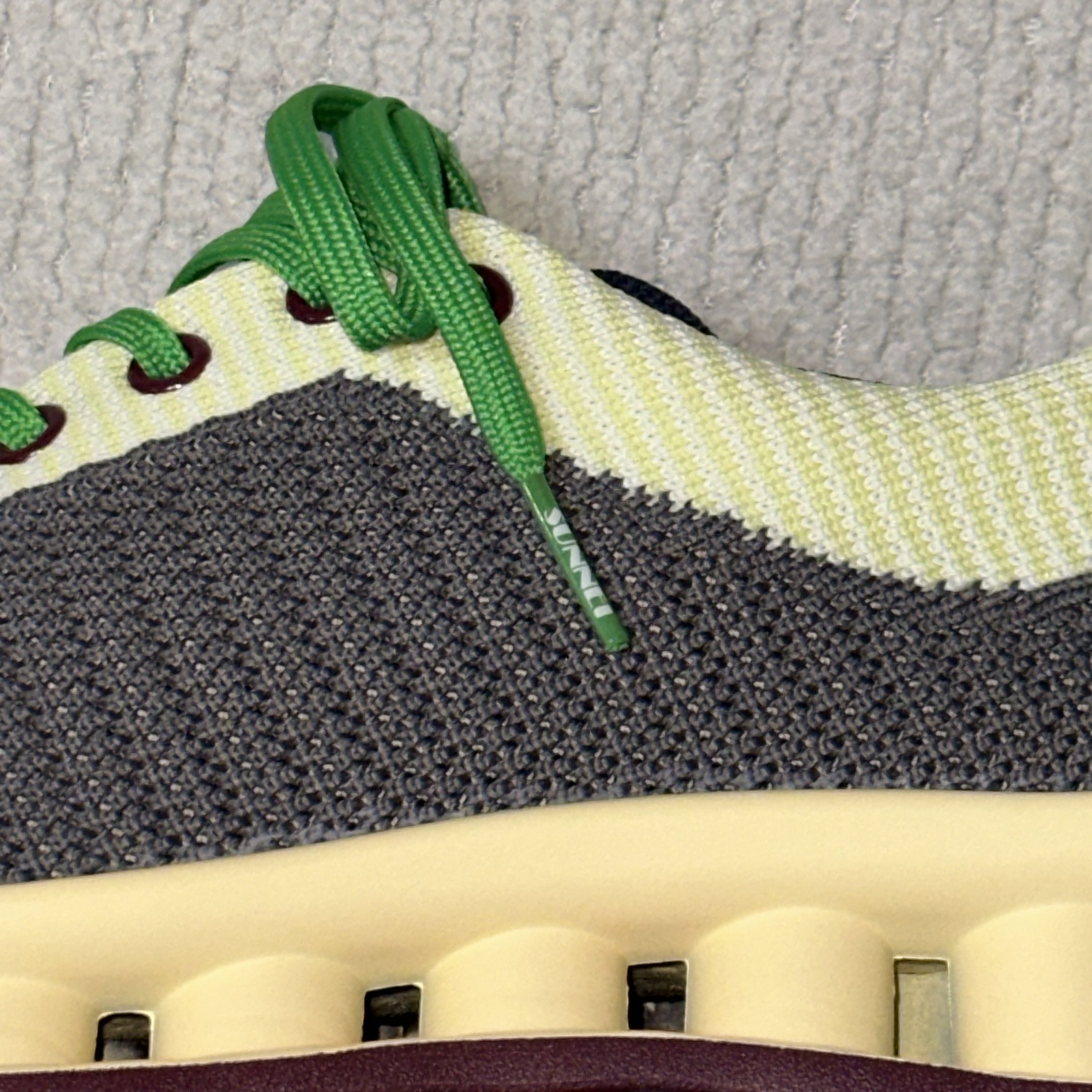 Camper X Sunnei Men Pelotissima Sneakers Yellow & Beige 착용 스타일 - 4