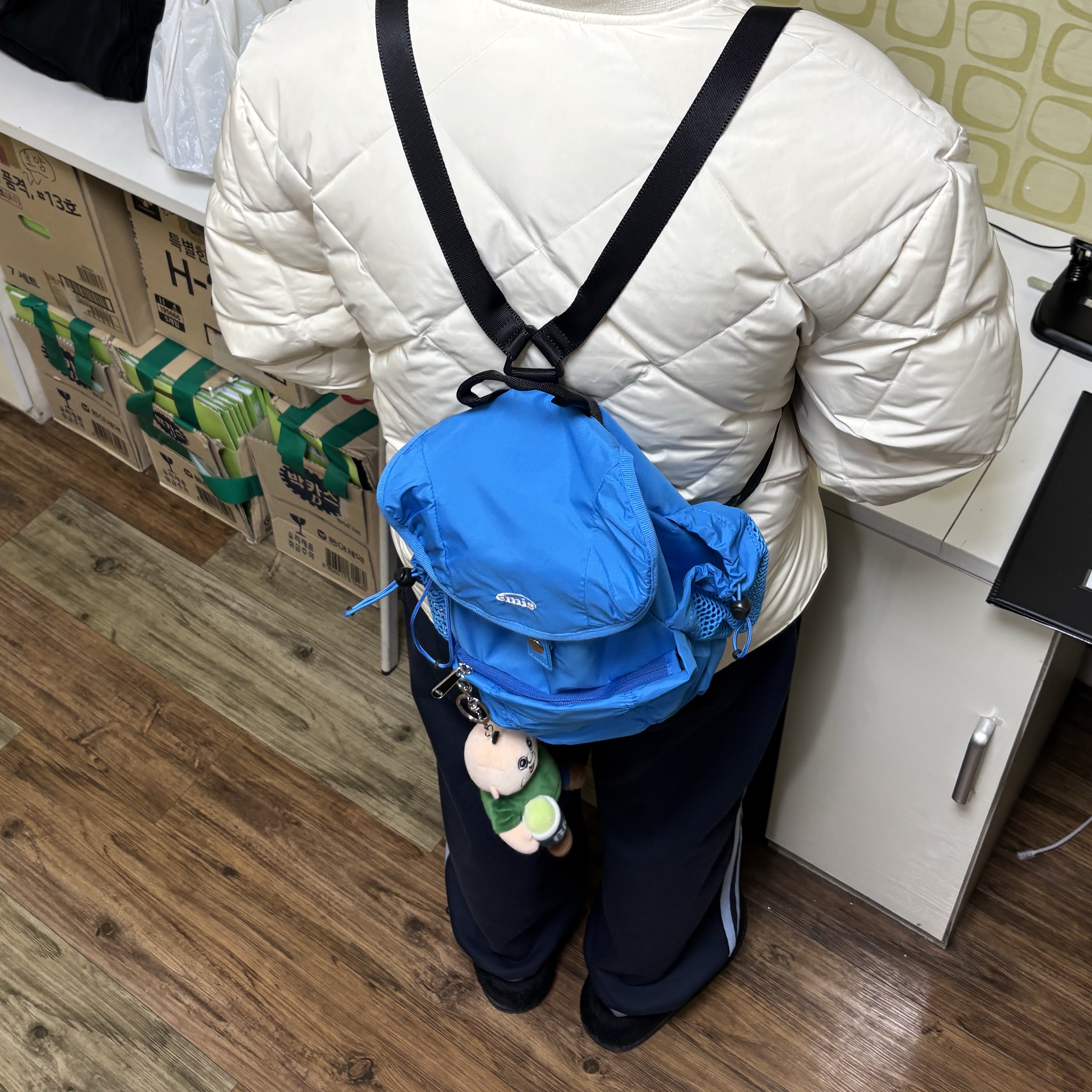 Emis Shirring Backpack Blue 착용 스타일 - 2