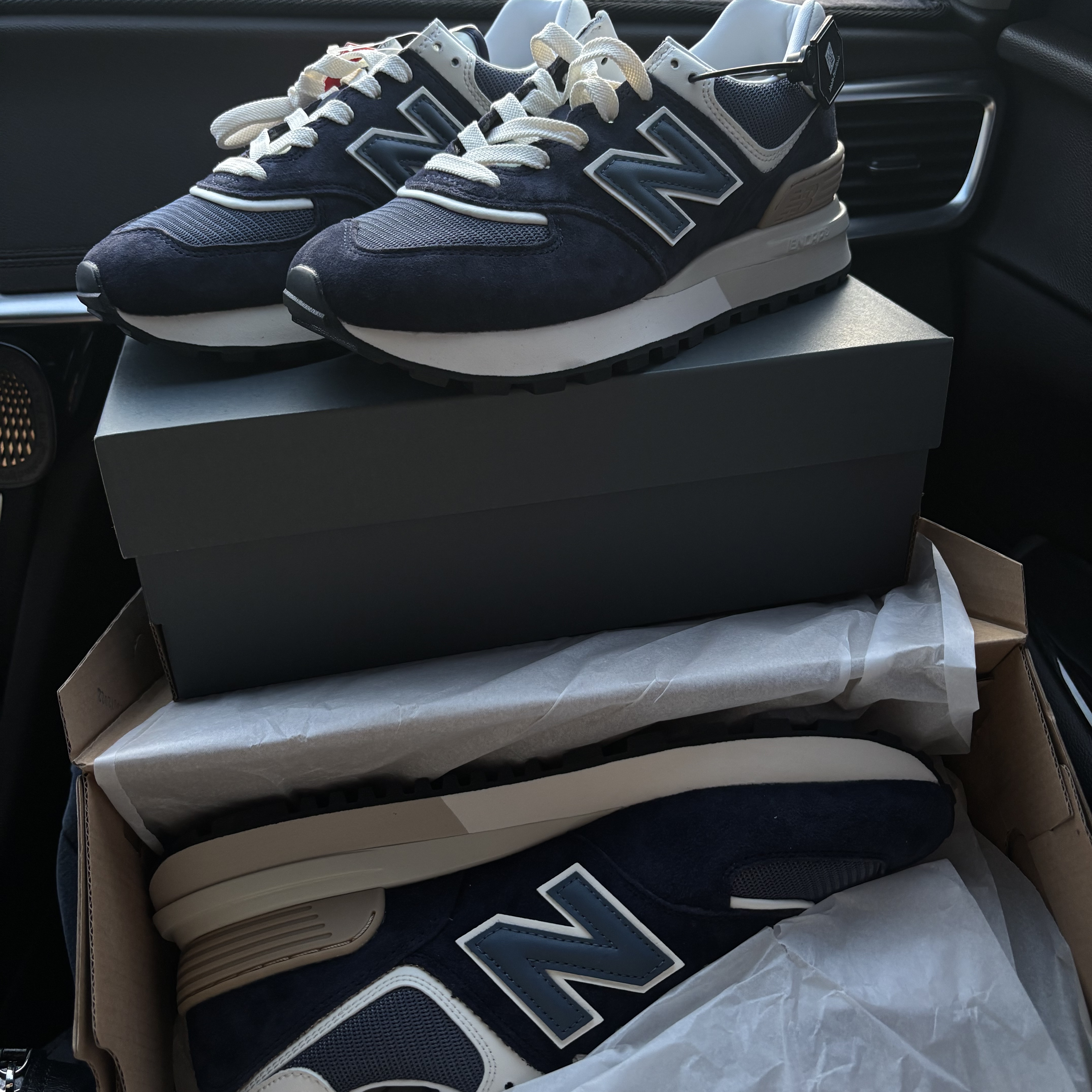 New Balance 574 Legacy Navy 착용 스타일