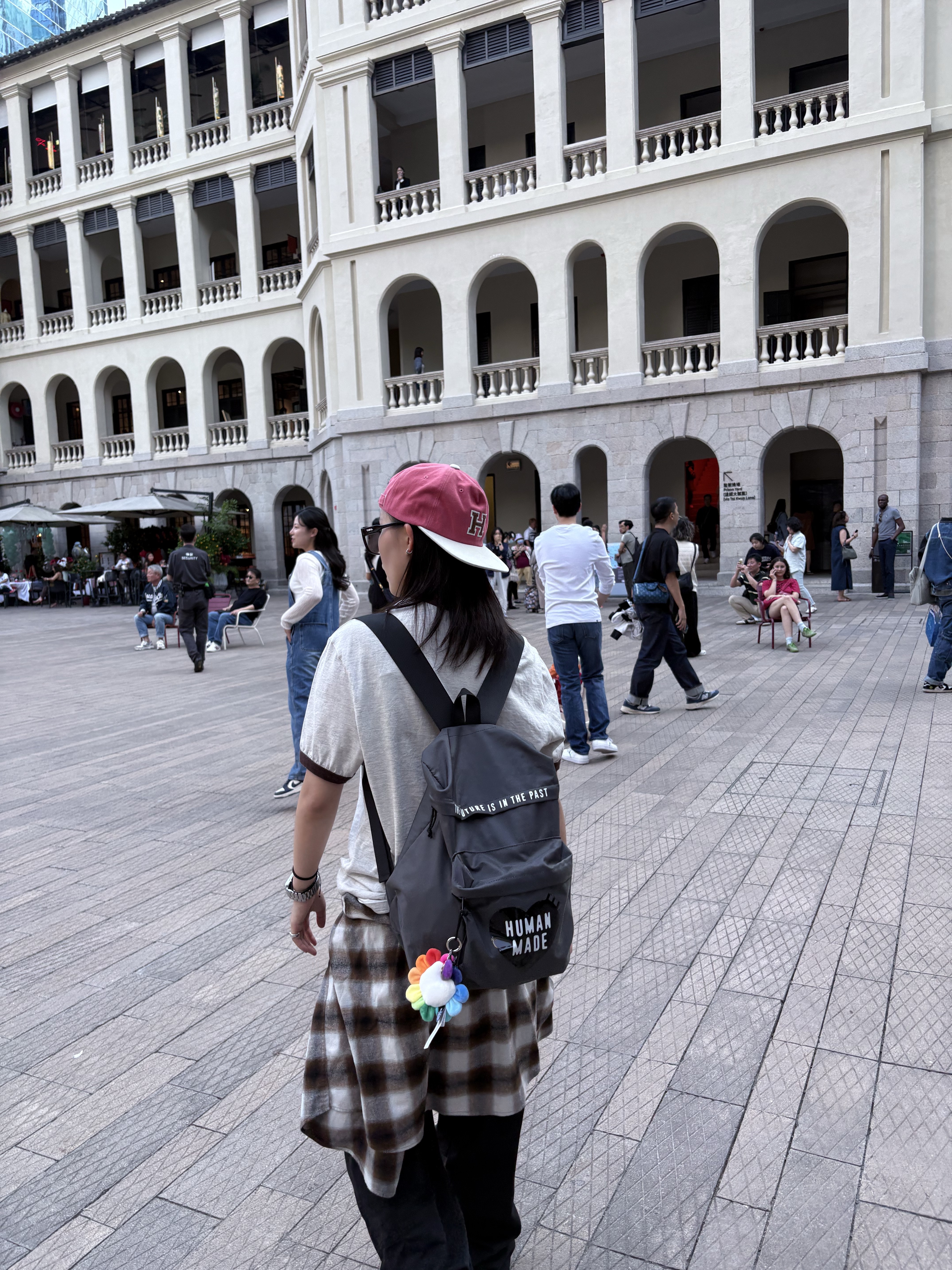 Huey H Patch Two Tone Cap Pink, Human Made Backpack Gray 착용 스타일 - 3