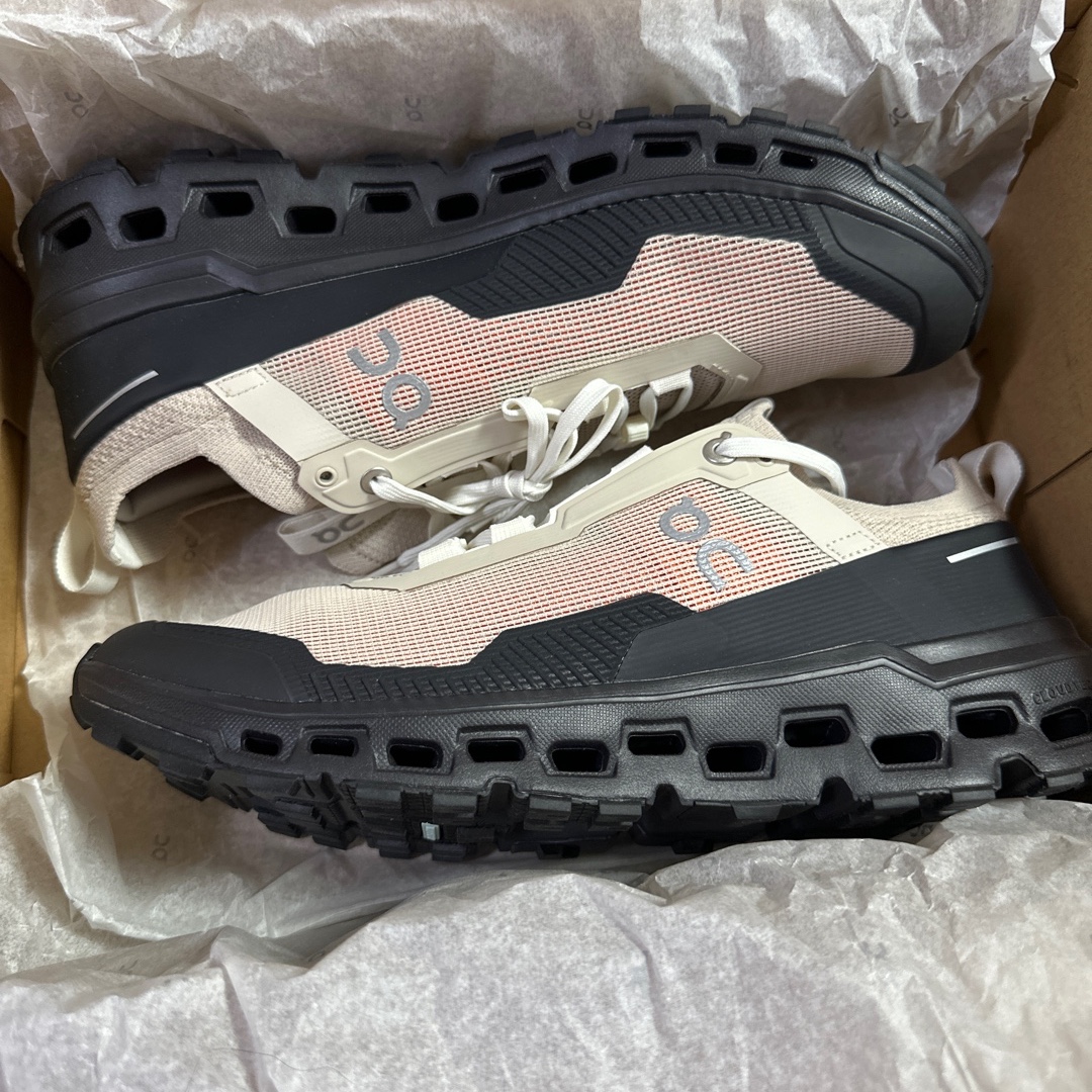 On Running Cloudultra 2 Sand Black 착용 스타일